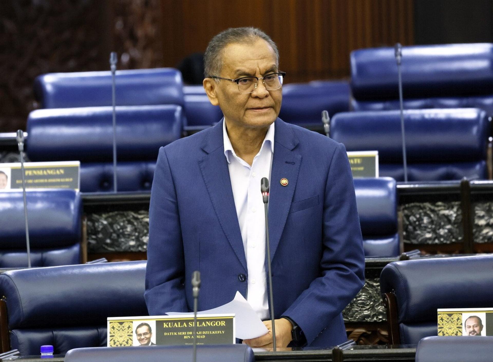 拿督斯里祖基菲里阿末。