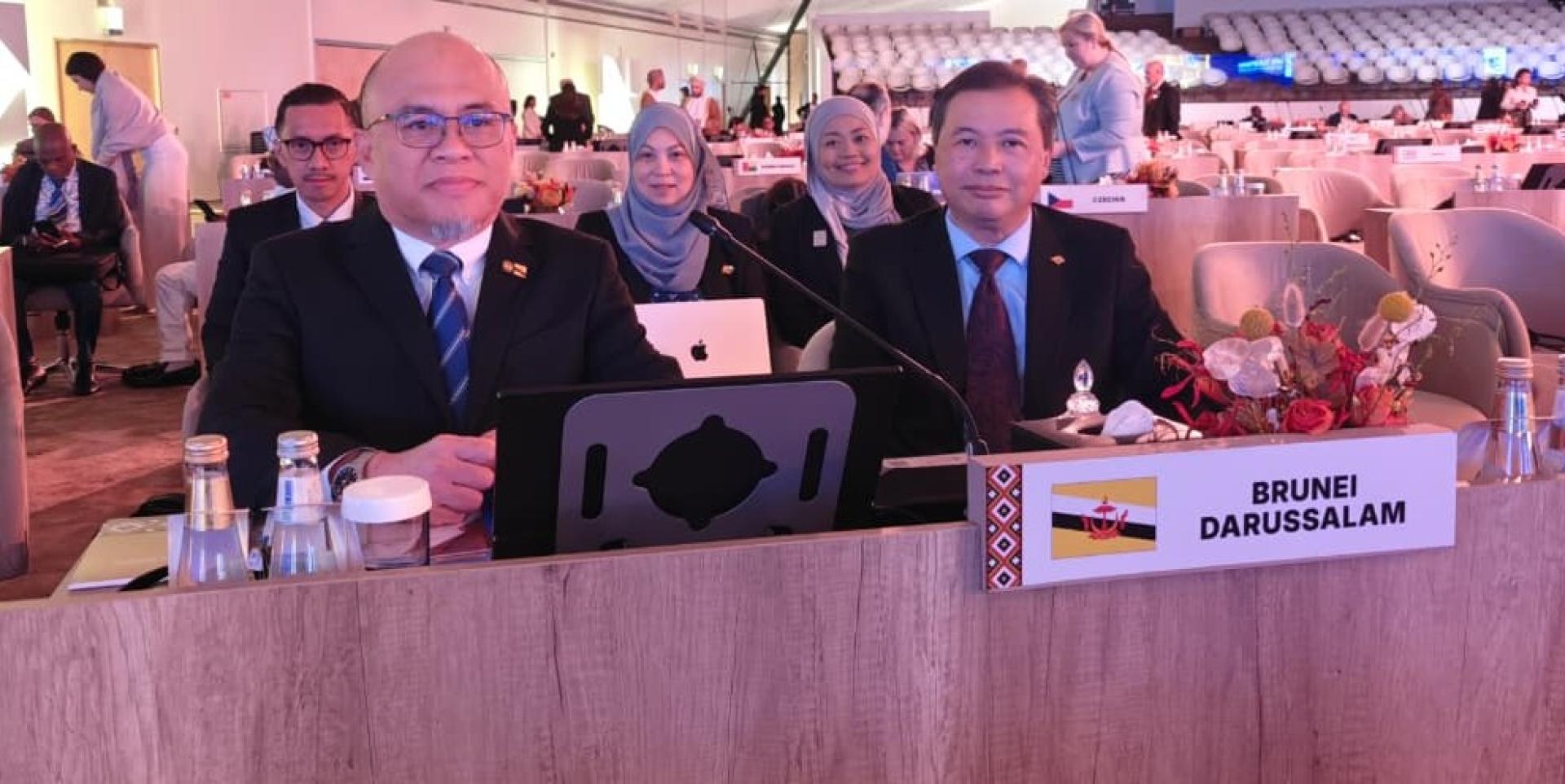 主要资源与旅游部长拿督马纳夫出席大会活动