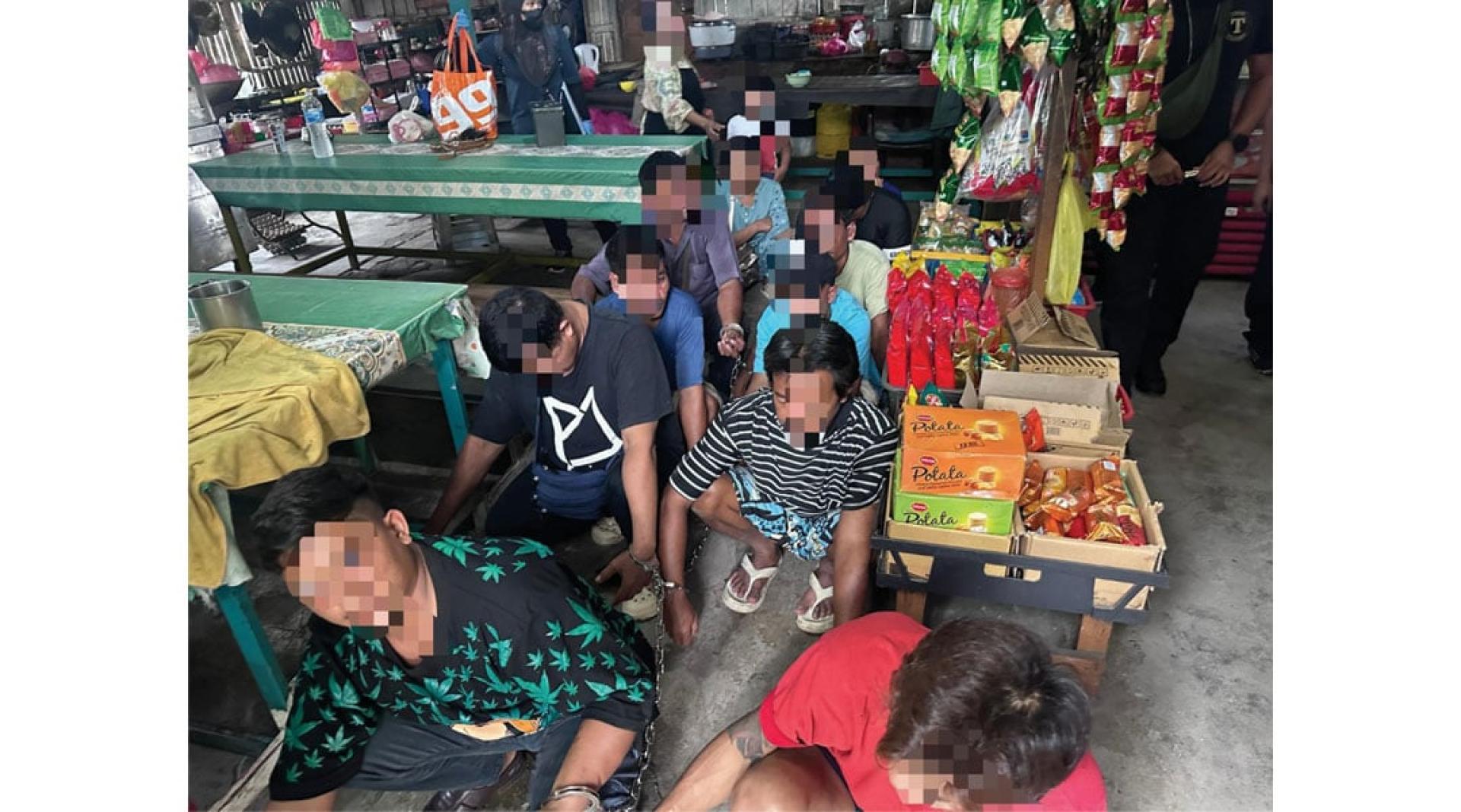 移民局捣毁跨国偷渡集团，逮捕多名涉案人士包括主脑与偷渡客。