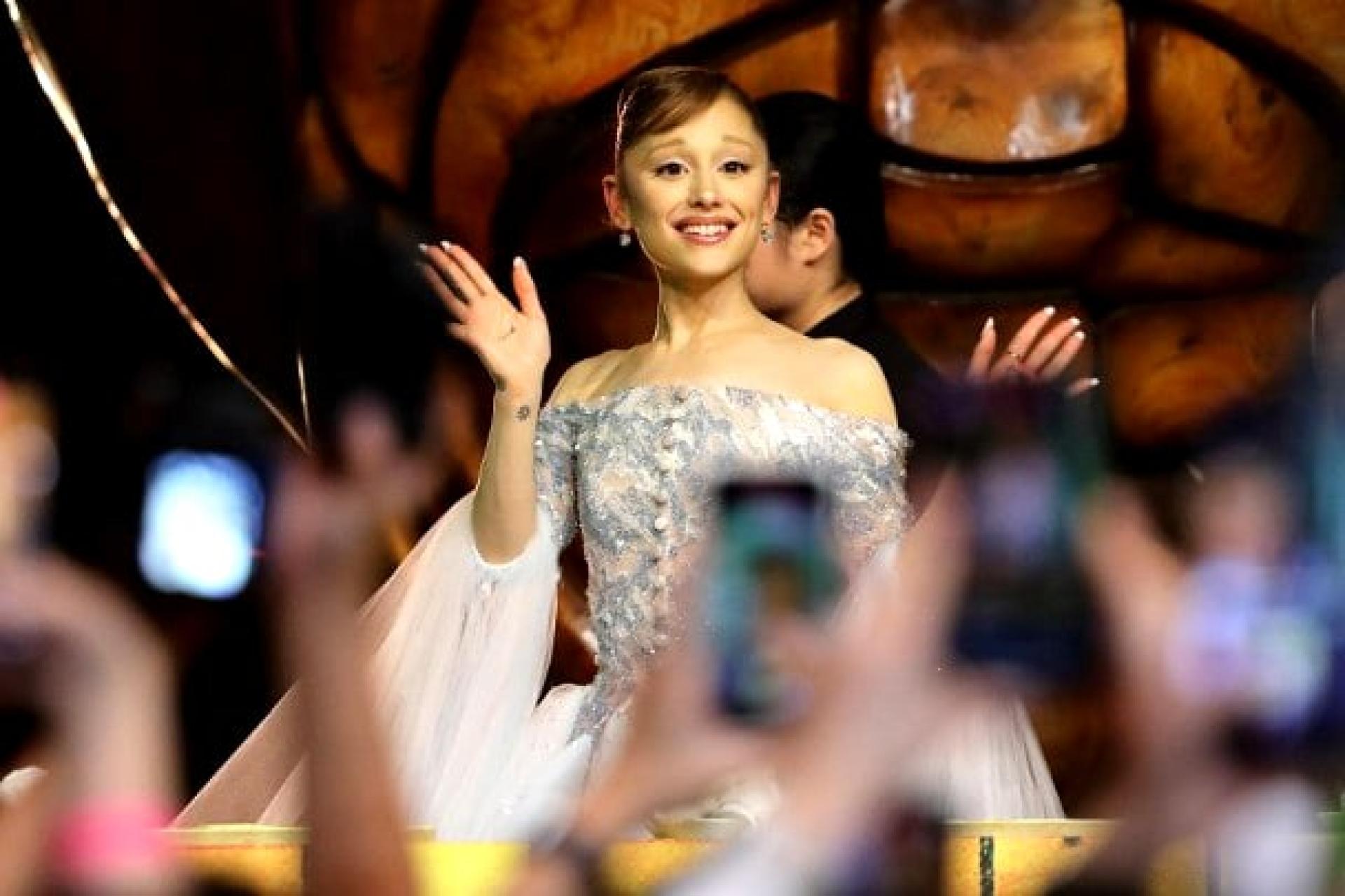 亚莉安娜出席《魔法坏女巫：第二章》新加坡首映礼。