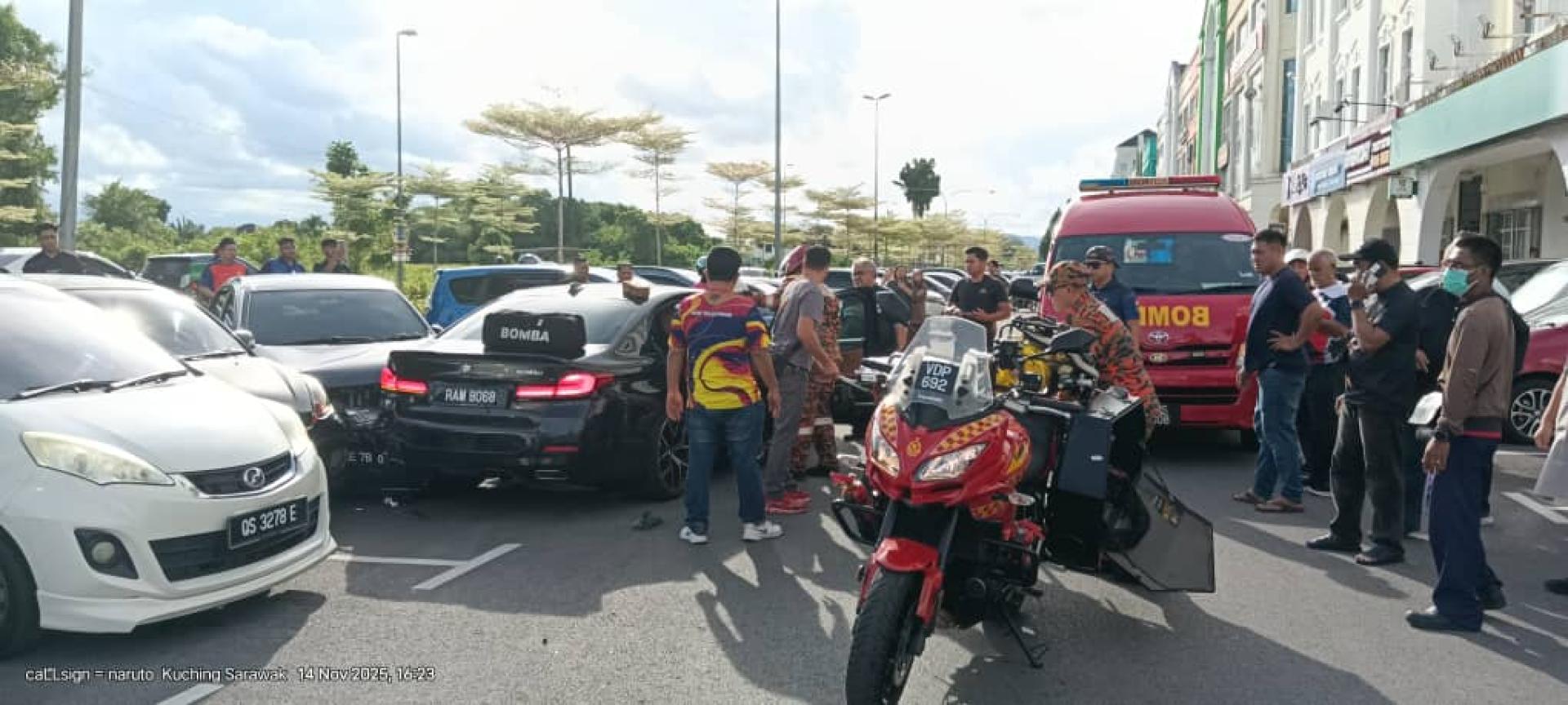 车祸意外现场。