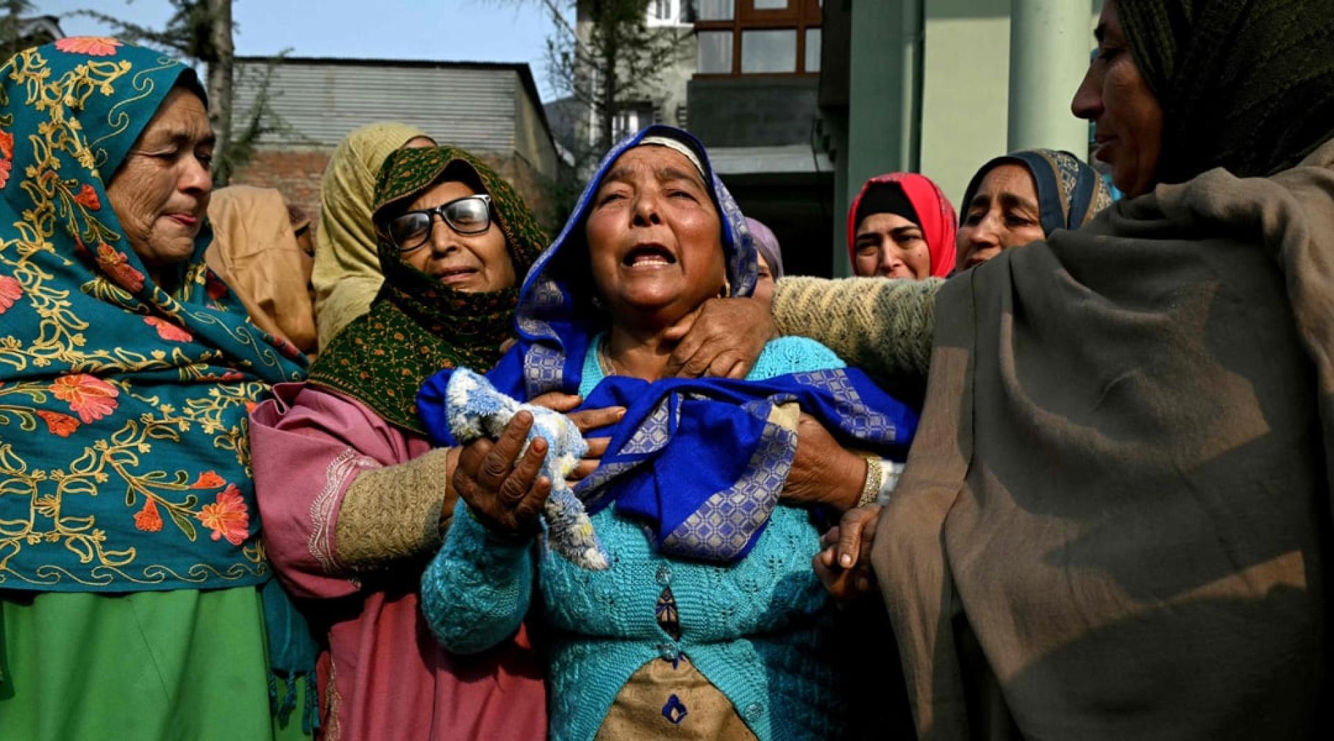 死者家属闻讯悲伤。