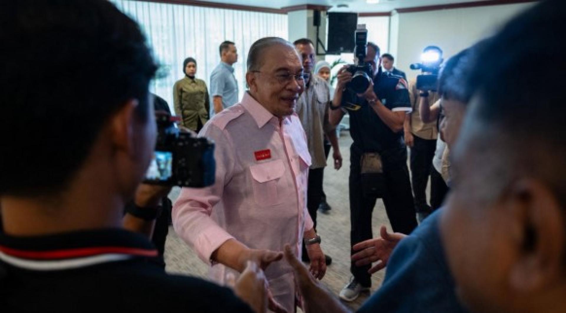 安华出席“首相与沙巴媒体从业员交流及早餐会”。