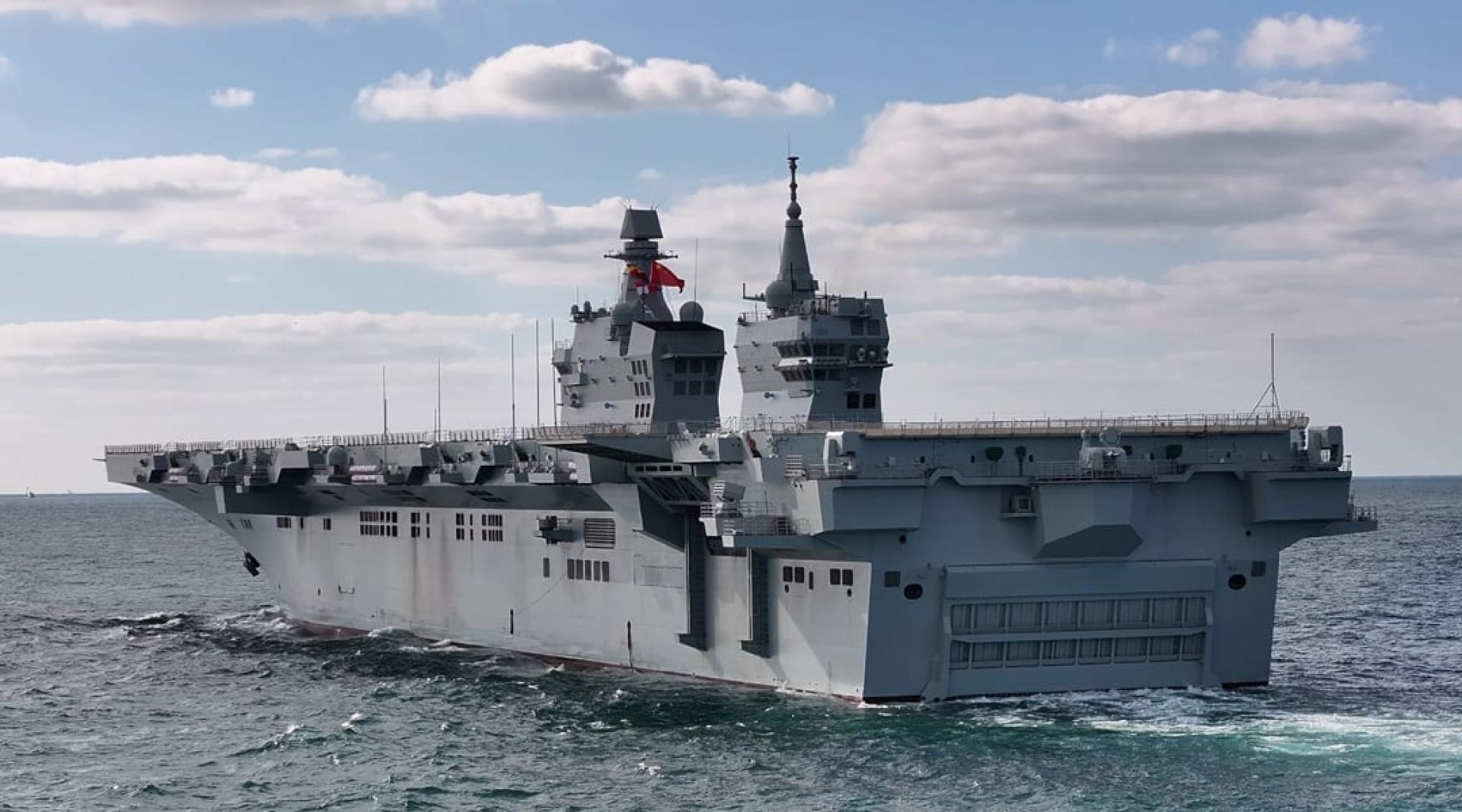 中国军事专家预计，四川舰将在2026年底前正式服役。（图：新华社）