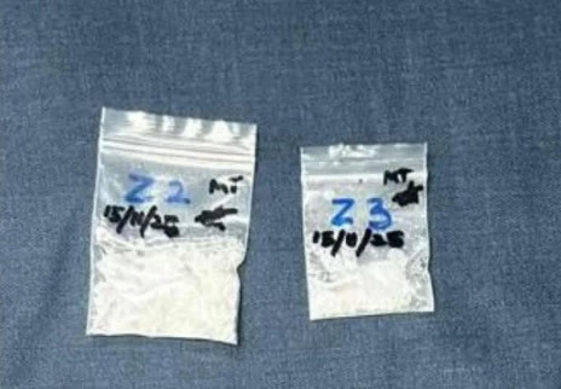 警方起获的疑似冰毒。