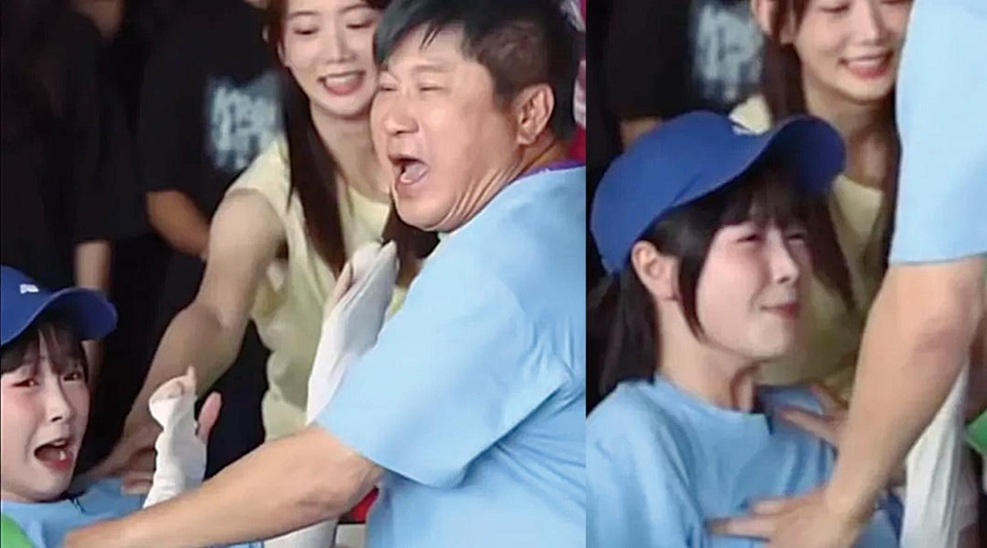 胡瓜游戏过程中无意间摸到女星胸部。