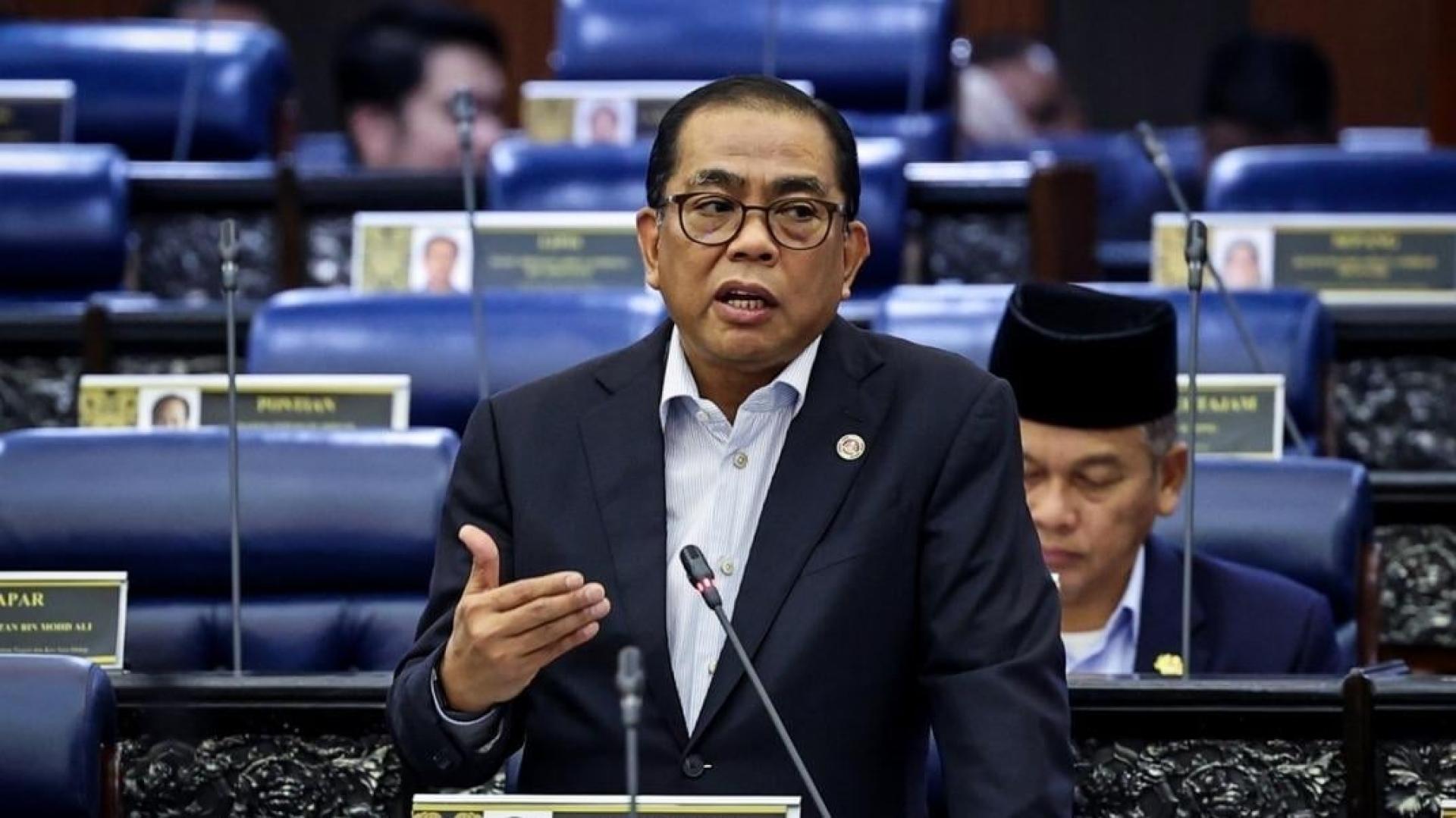 拿督斯里卡立诺丁。