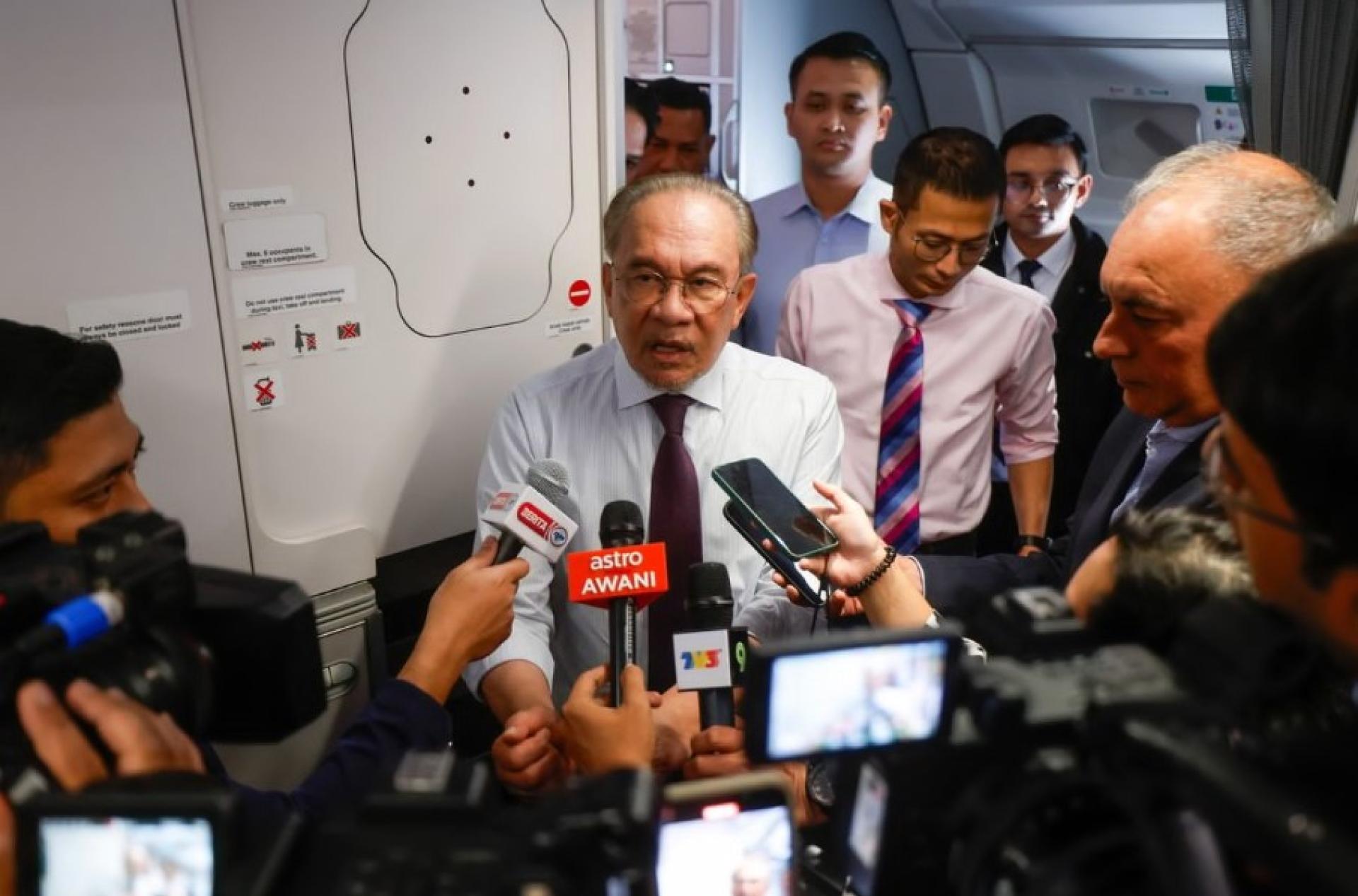 首相拿督斯里安华今日开始对肯尼亚进行官访，旨在加强与该非洲国家的双边经济关系，尤其是在数码经济和房屋等领域。