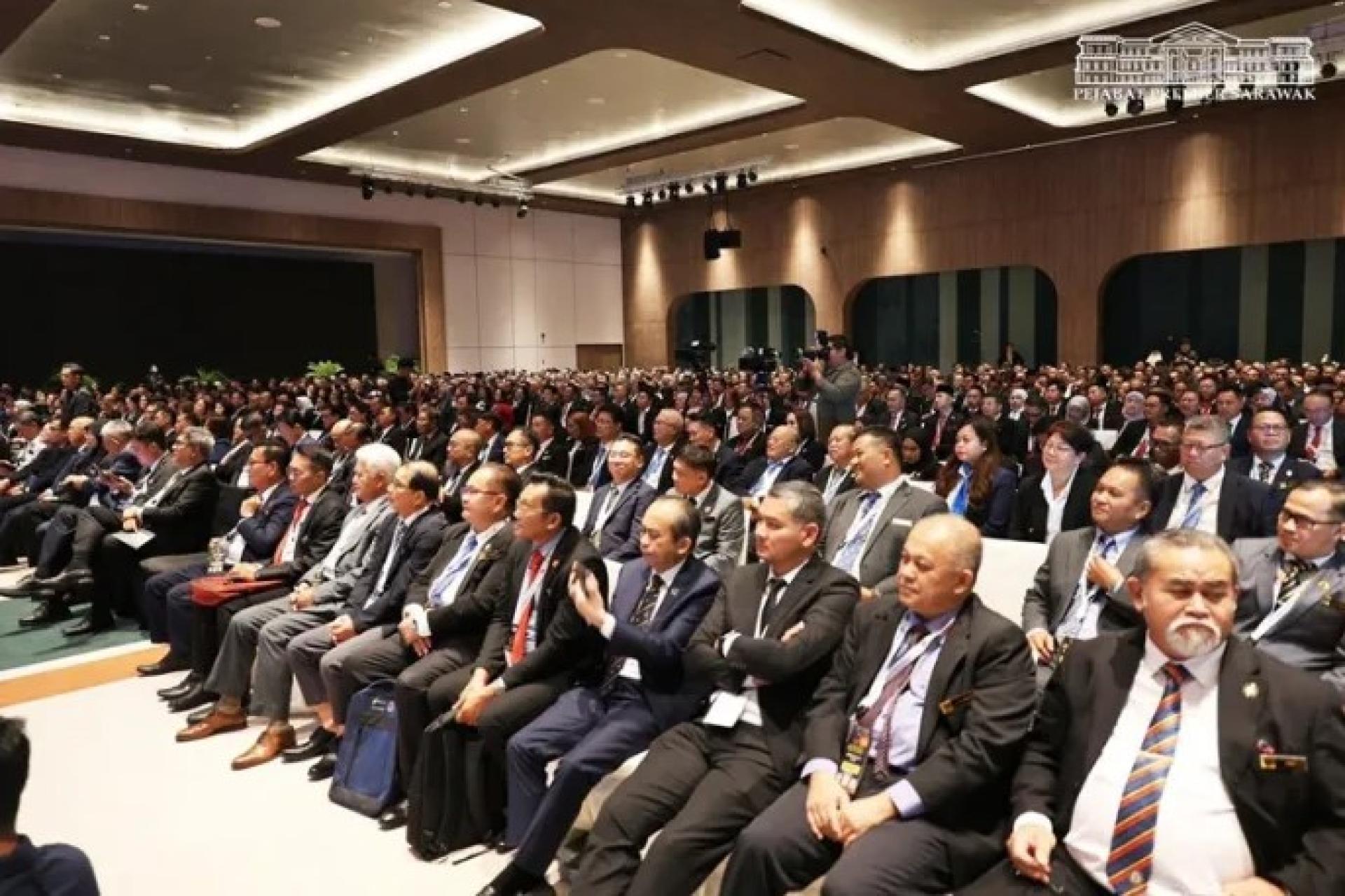 议员研讨会2025：砂拉越可持续发展目标地方化，2025年10月21日于古晋一酒店举办。