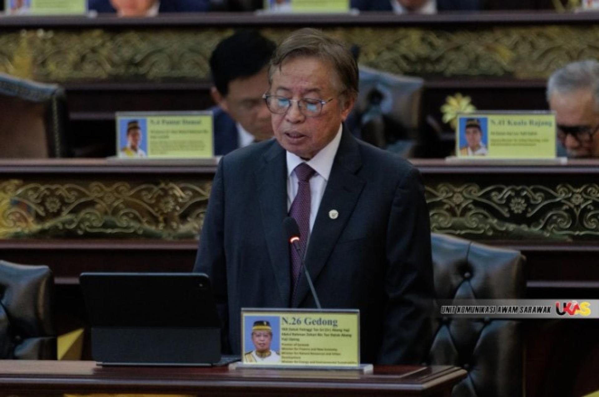 砂拉越总理拿督巴丁宜丹斯里阿邦佐哈里。