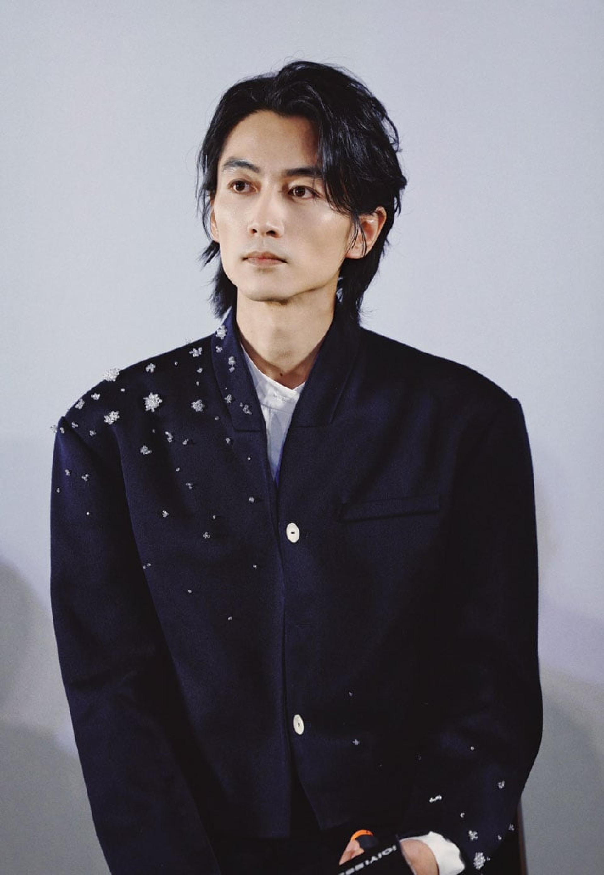 陈晓整个人暴瘦，让粉丝大吃一惊。