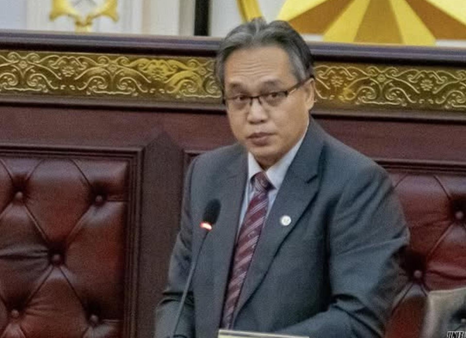 . 砂拉越社区福祉发展部副部长拿督拉兹西丹表示，包括甲望县在内的砂拉越目前已无任何极端贫困家庭。