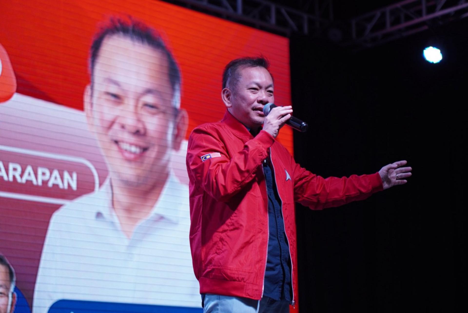 陈泓缣表示接受败选，并指会鞭策自己做得更好，加倍努力搞好亚庇。