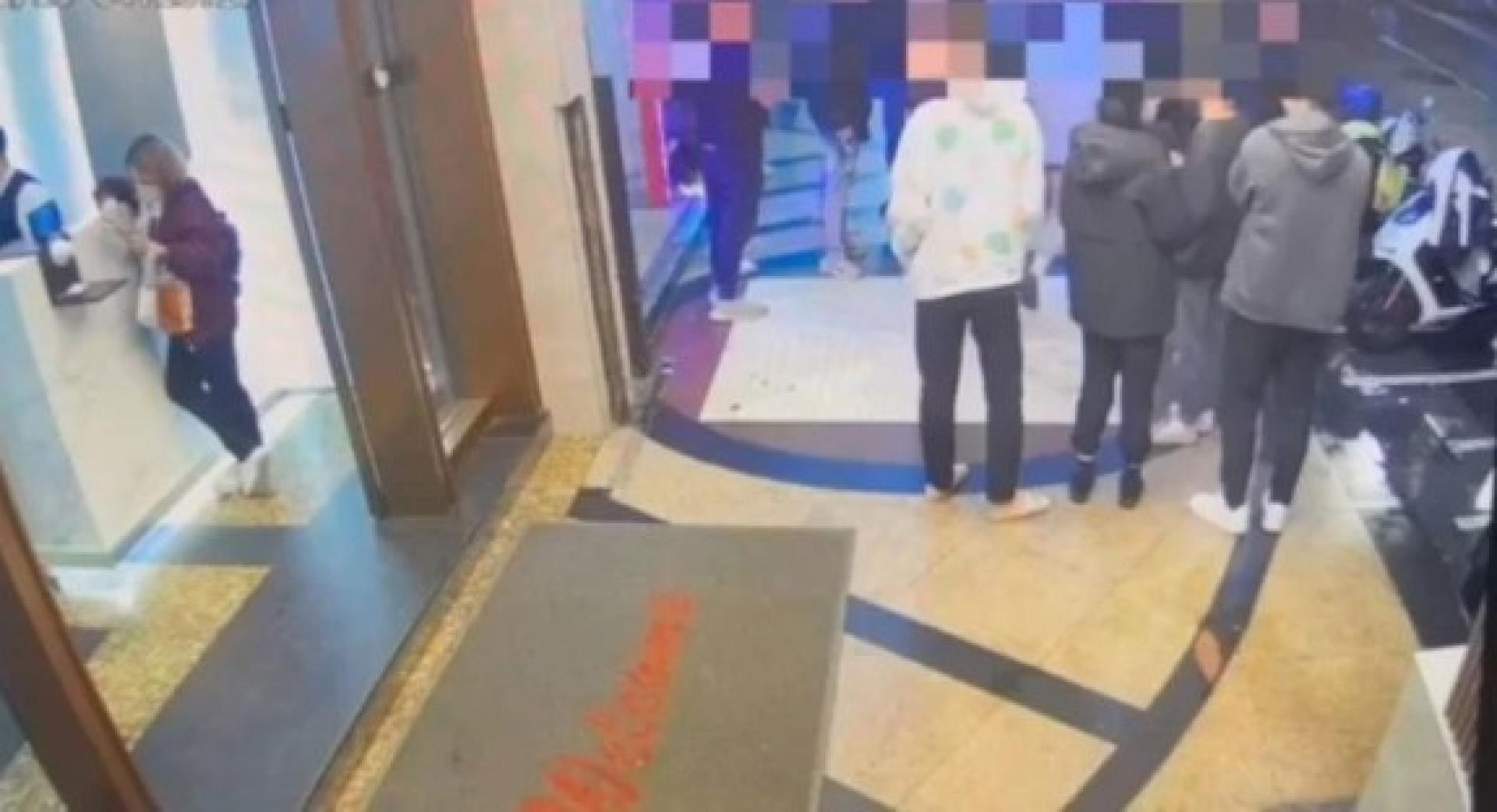 事发于2023年11月14日晚间。凶手已于去年8月被判徒刑11年。