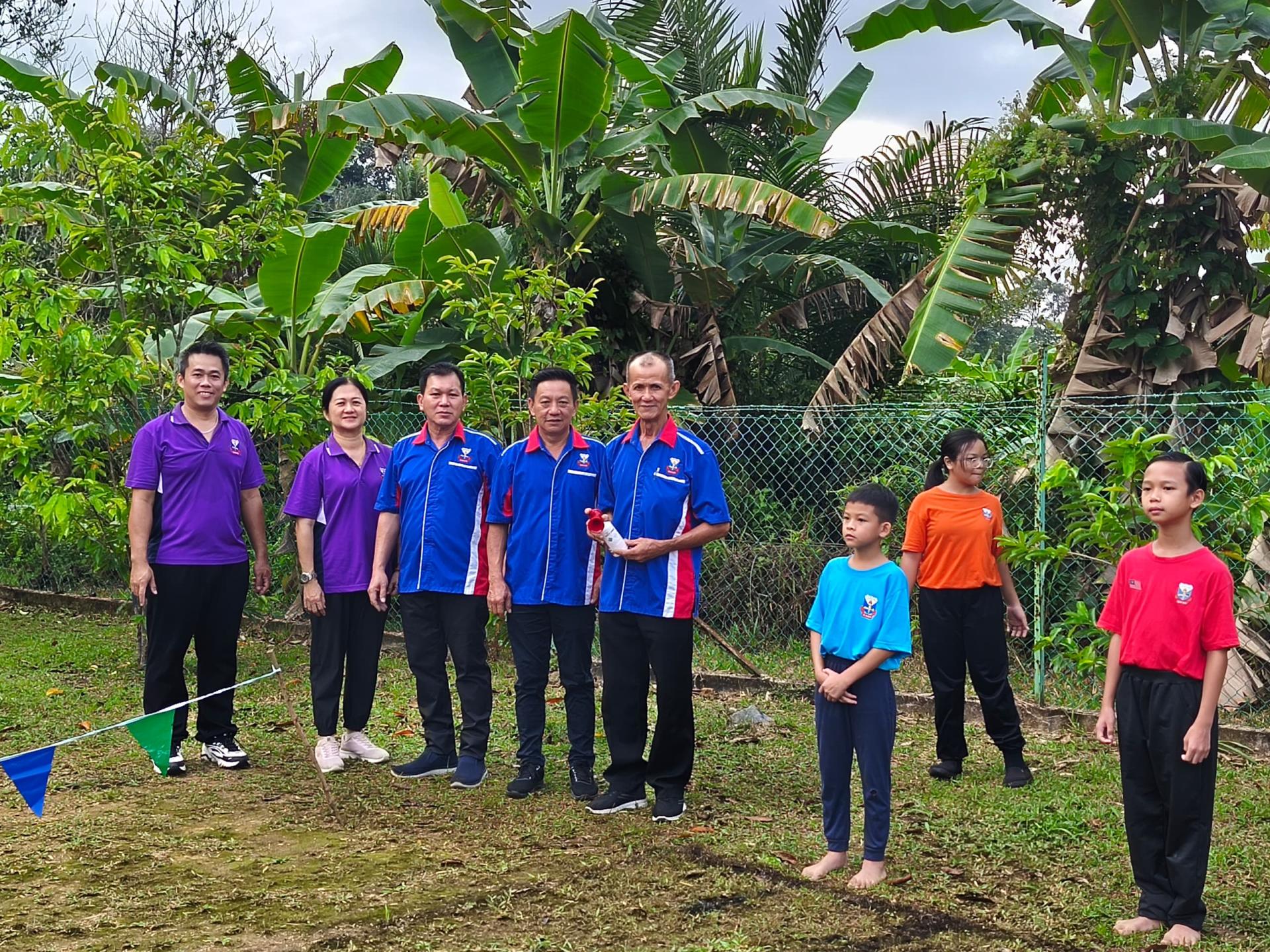 峇甘中华公学运动会开幕仪式。