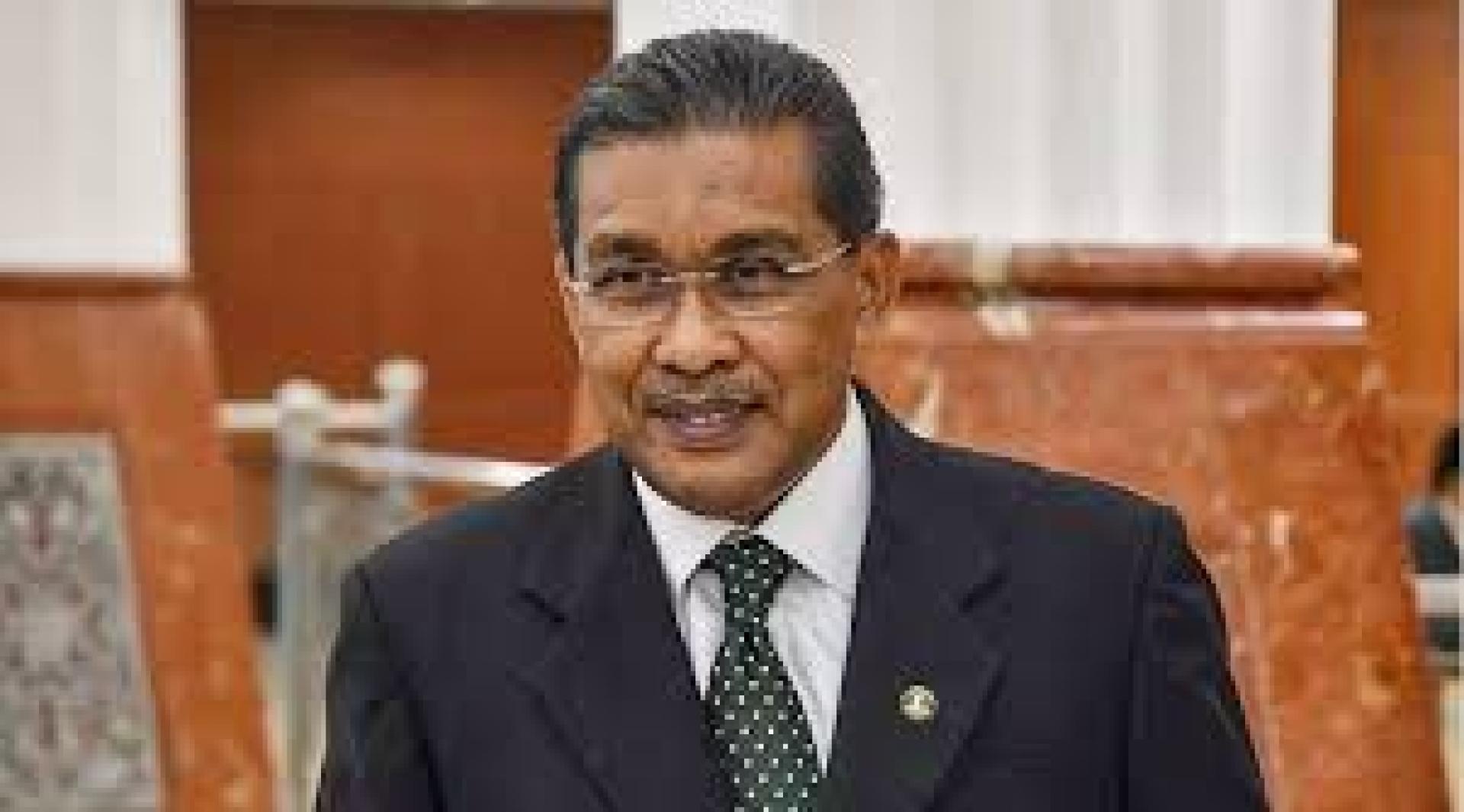 达基尤丁因涉嫌在国会下议院，发表不实言论影响大马海事执法机构形象，或将被冻结国会议员资格长达半年。