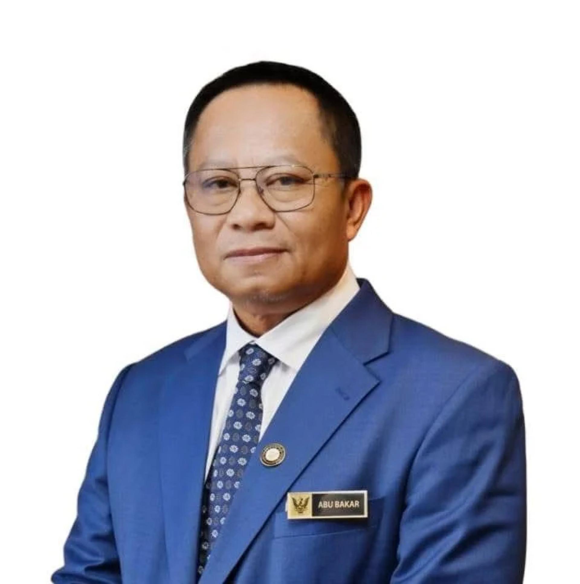 Setiausaha Kerajaan Sarawak Datuk Amar Mohamad Abu Bakar Marzuki.