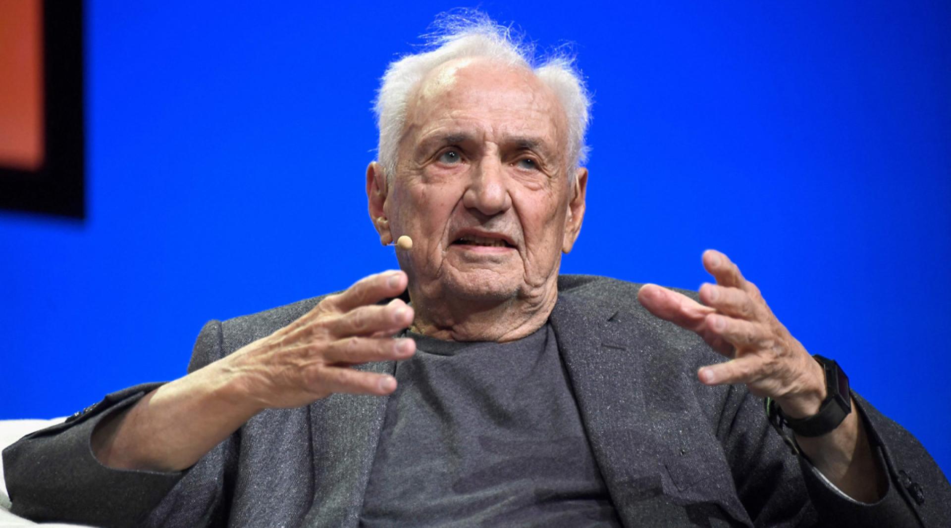 盖瑞于1989年获颁素有建筑界诺贝尔奖美誉的普利兹克奖。