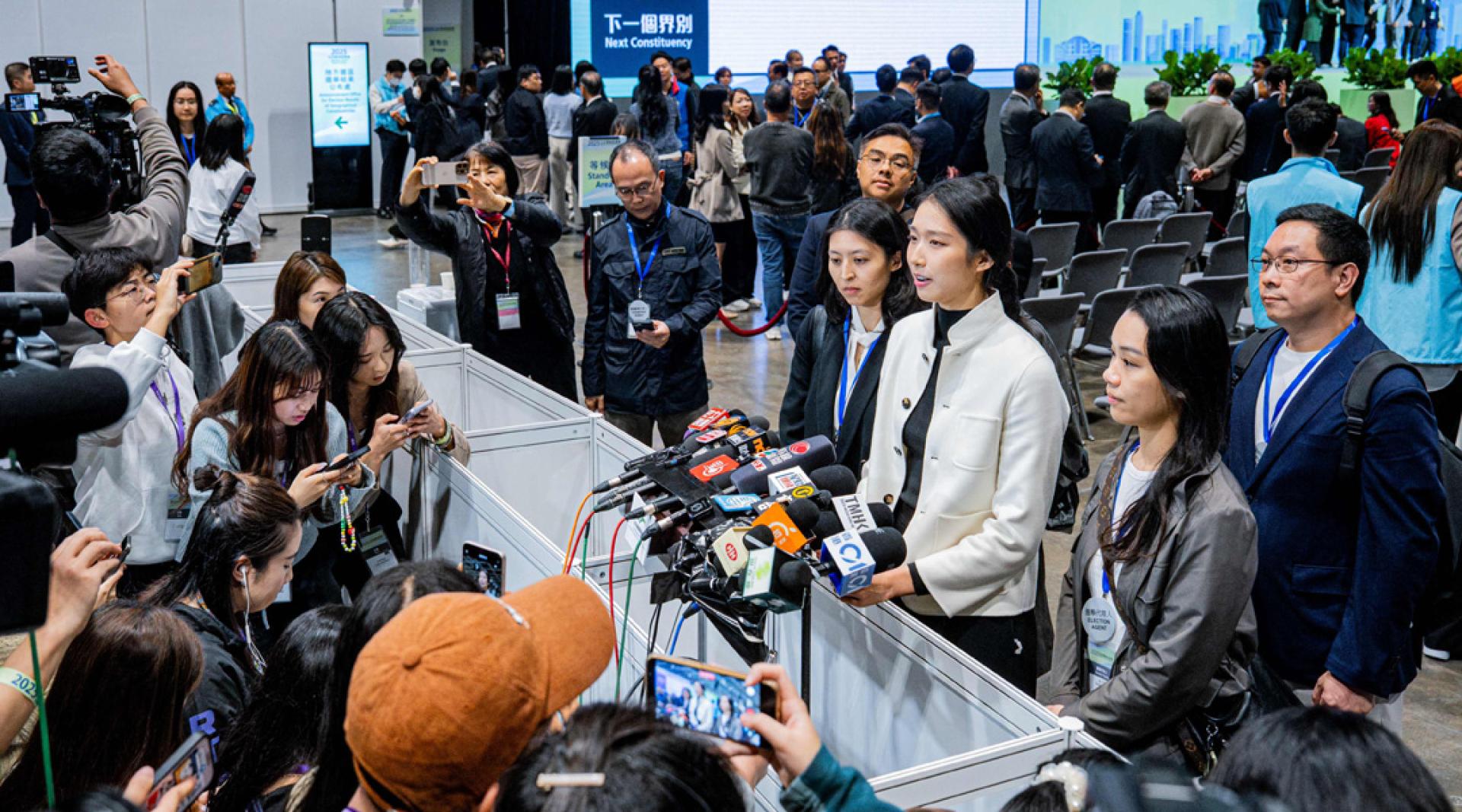 巴黎奥运金牌得主江旻憓参选旅游界功能界别，以131票赢得议席。江旻憓见记者时表示，接下来会当好政策推动者及社会桥梁的角色，为大家发声，推动旅游业发展。