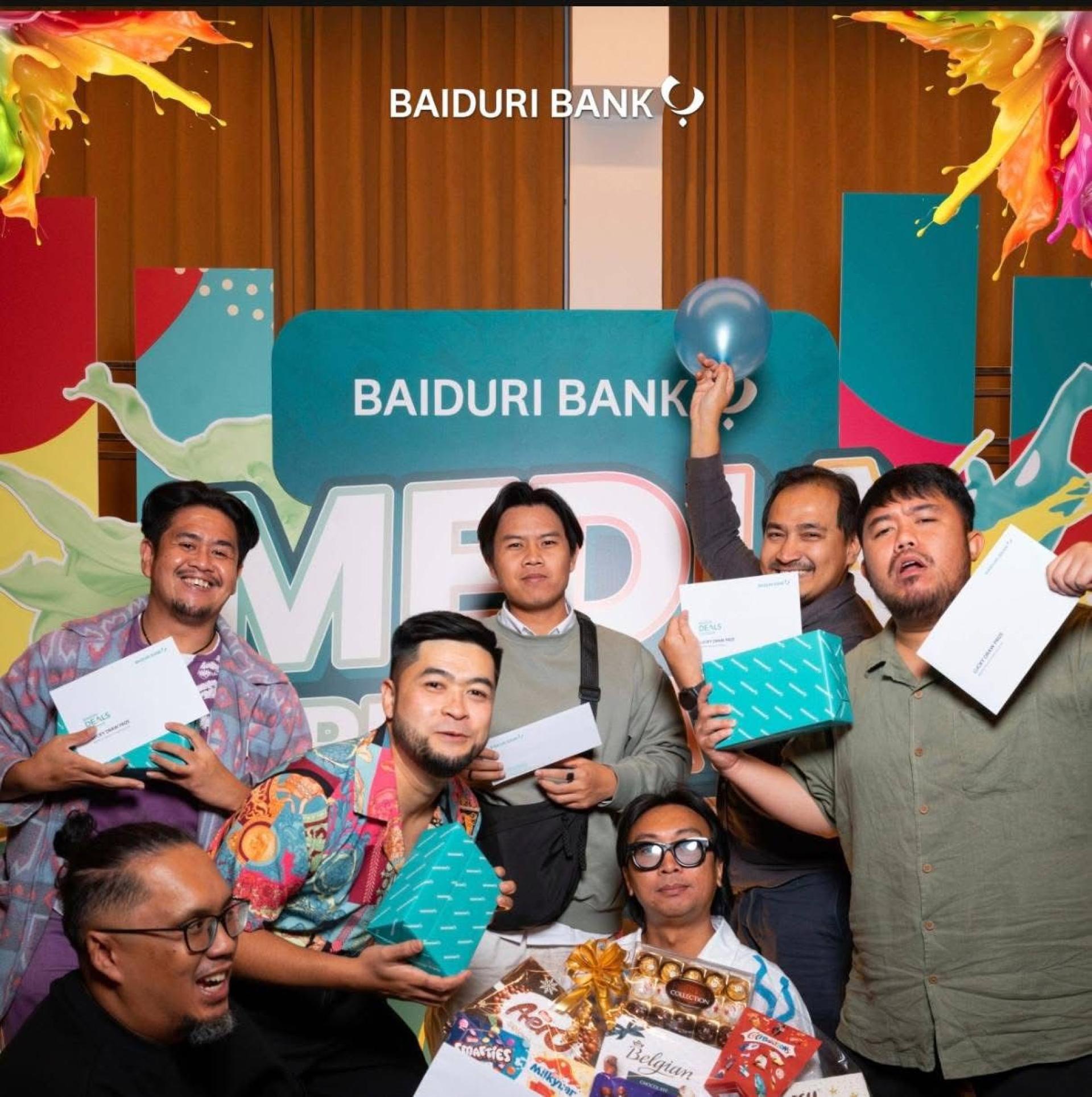 部份获幸运奖者合影