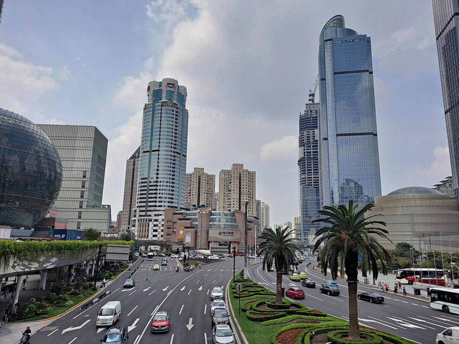 上海除汇区一处商业中心区。