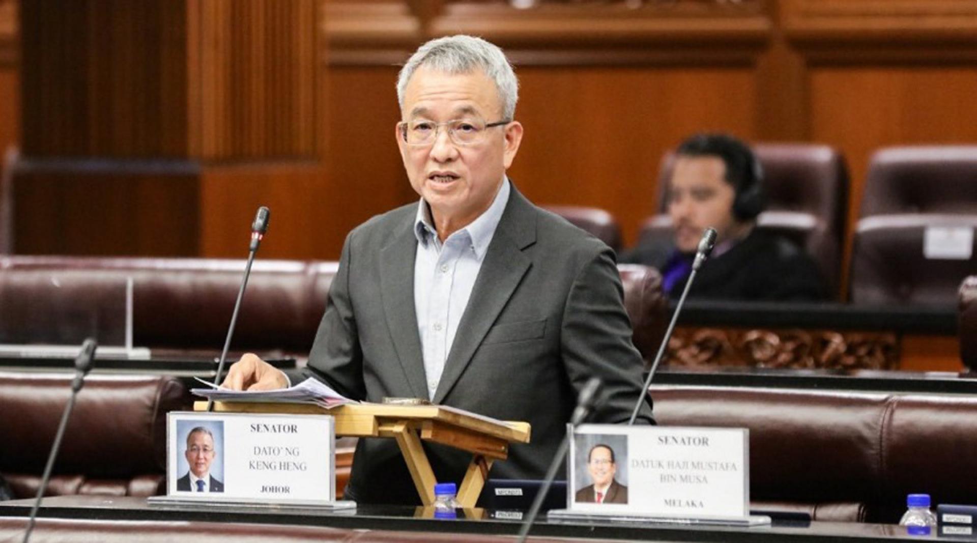 黄卿兴继续追问教育部，2026年全国华文小学的拨款数额究竟是多少？