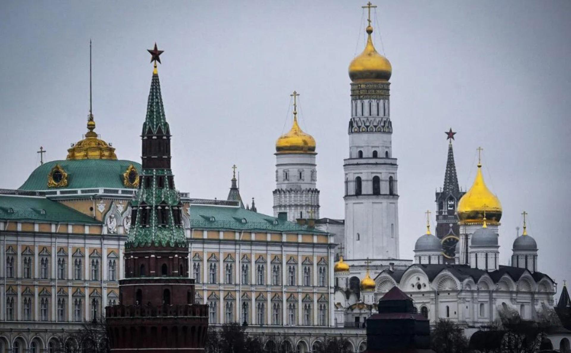 俄罗斯外交部说，欧盟未经俄罗斯联邦同意处置俄方主权资产，严重违反国际法，俄方将迅速采取回应措施。