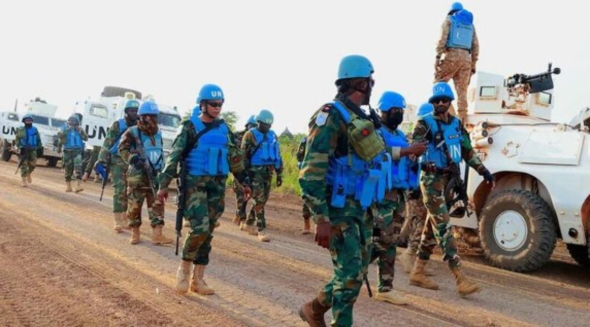 袭击联合国维和人员构成战争罪。