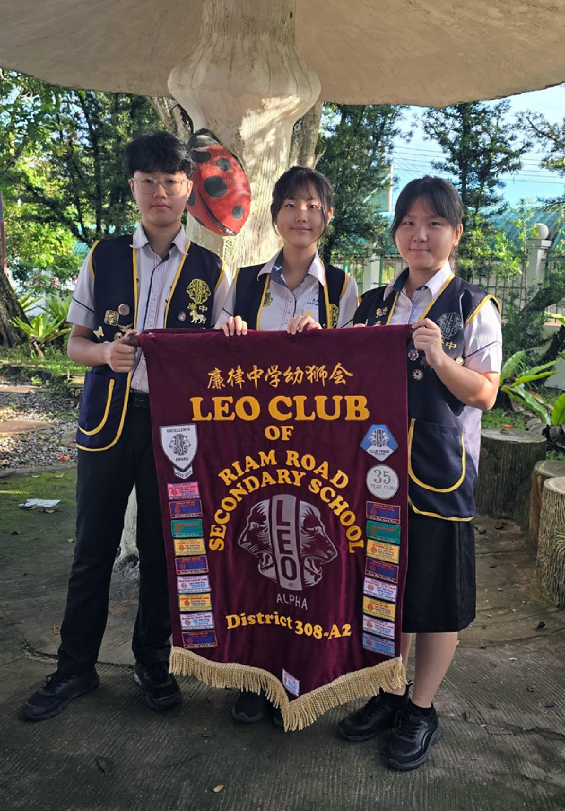 即将代表廉律中学前往台湾参与交流计划的三位学生。