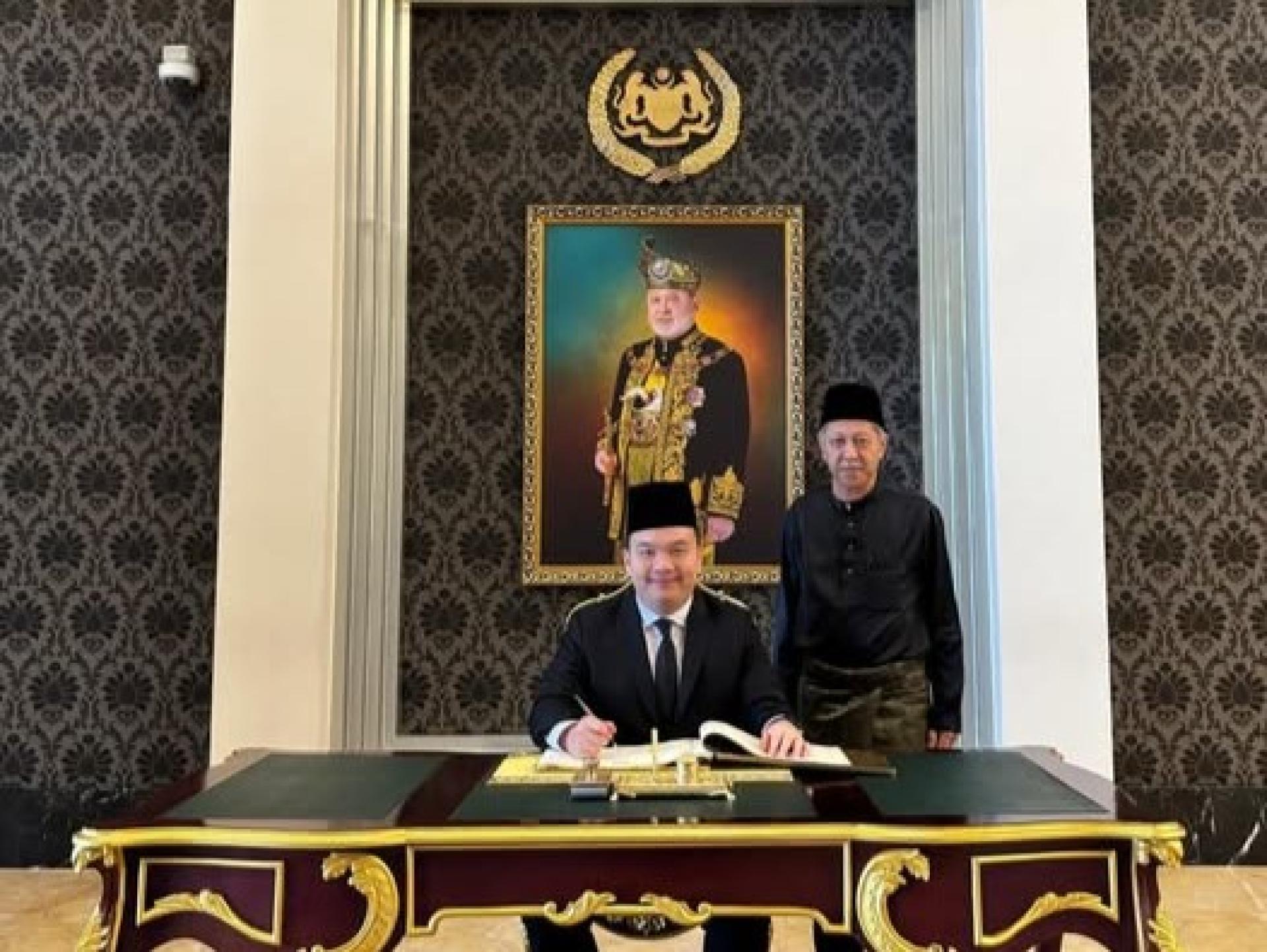 赵俊文指出，受委为副部长不会影响他履行美里国会议员的职责，反而将善用这一平台，更积极为美里及砂拉越争取资源与机会，确保本区域在国家旅游、艺术及文化发展议程中持续受到重视。