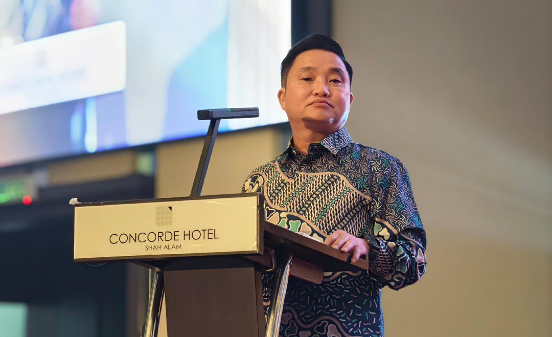 黄瑞林：雪州现阶段仍维持禁止携带宠物进入商场的政策，有关政策不曾作出任何更动。