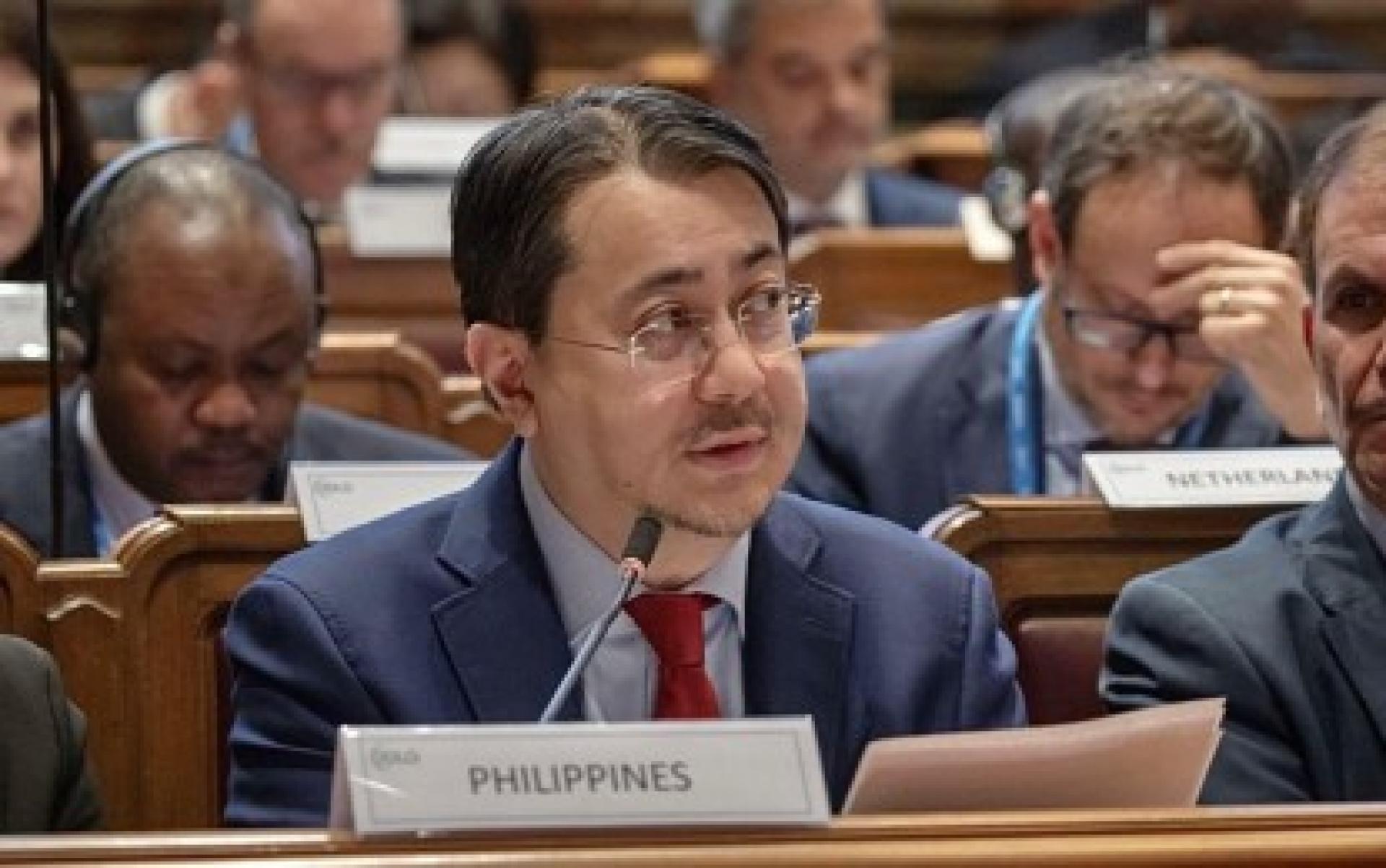 菲律宾常驻代表尼尔帝摩12月12日在意大利罗马国家经济与劳动委员会举行的国际发展法组织大会全体辩论会上，发表菲律宾声明。