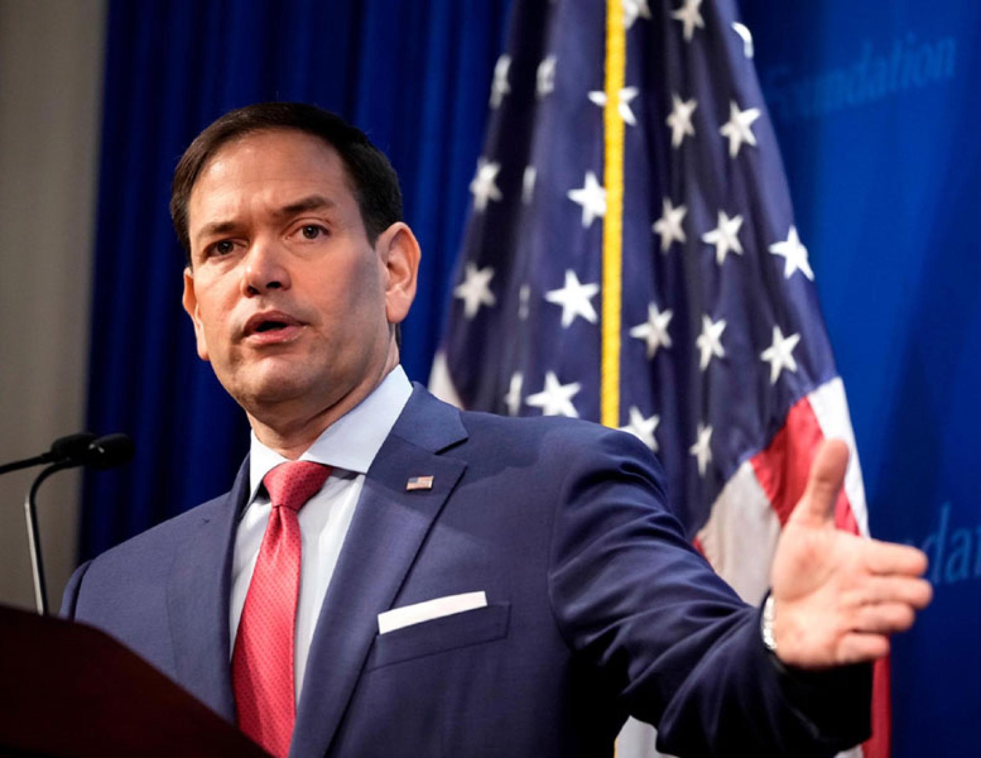 卢比奥（图）周四与泰国外长西哈萨·蓬集格通了电话，并表示美国政府将在周末与泰国方面进行进一步磋商。