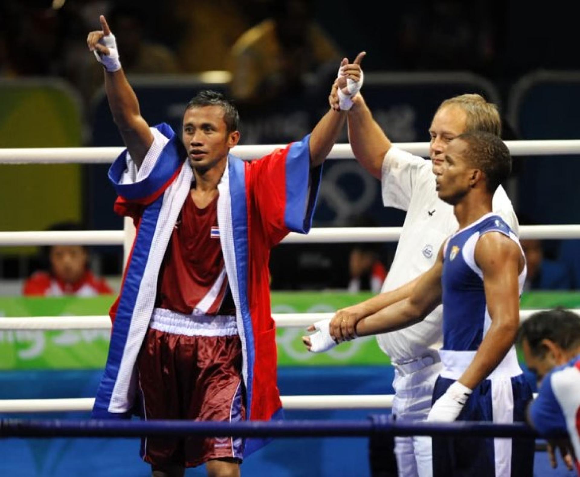 玛努斯在2004年雅典奥运会获得金牌。