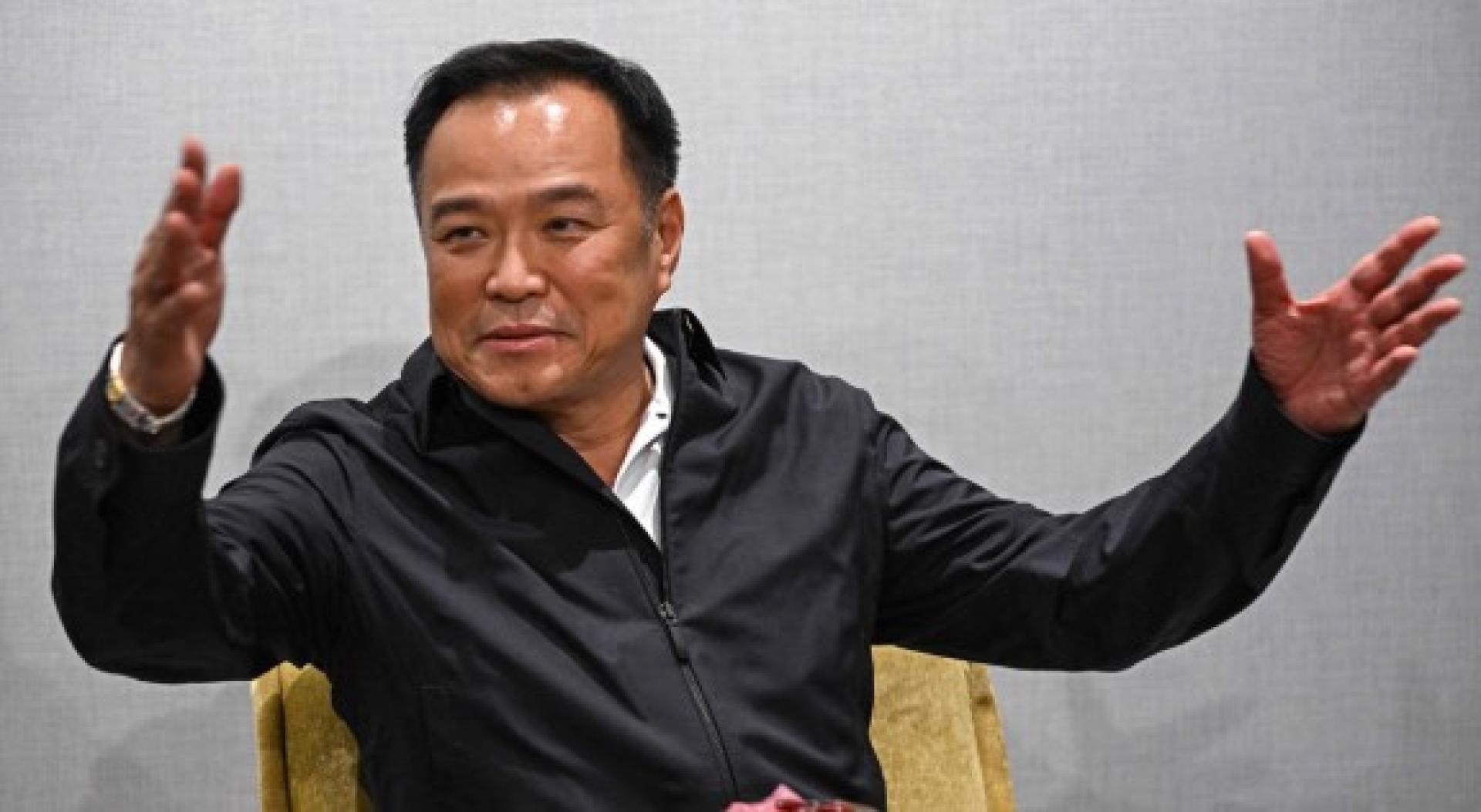 巴内特文章提到，泰国各种内部问题，使部分政治人物想要转移政治焦点。图为泰国看守首相阿努廷。