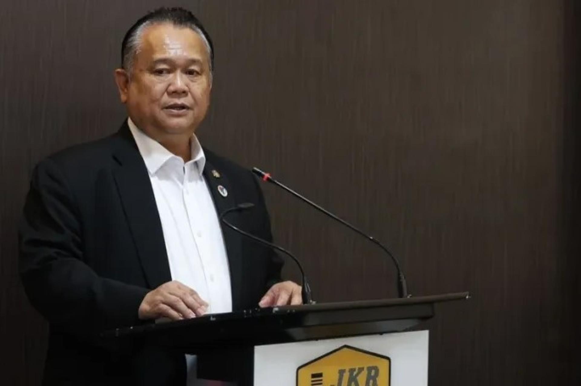 亚历山大南达林奇。