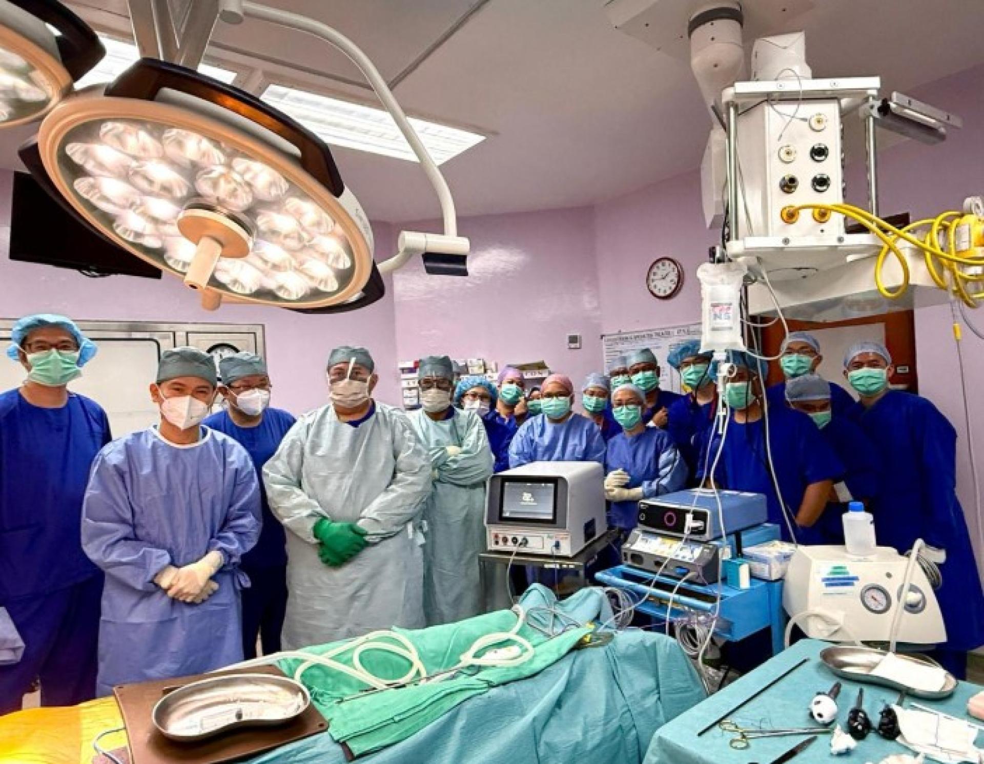 参与完成东南亚首例EPi-Sense手术的砂拉越心脏中心跨学科医疗团队。
