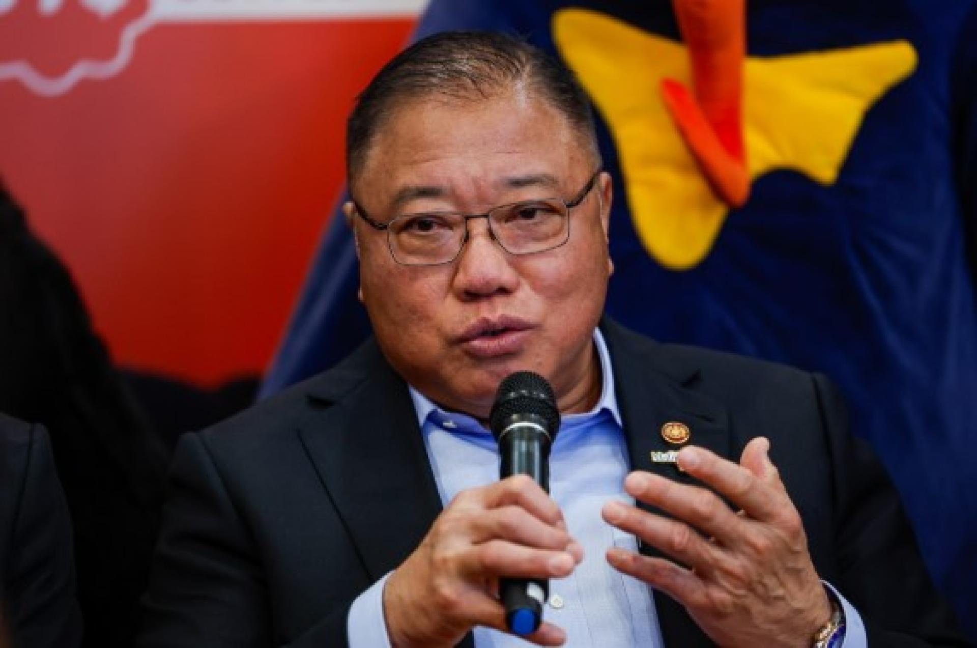 张庆信：圣诞节是一段温馨而难得的时光，它不只是节日的热闹，更是一种让人重新充电的时刻，让彼此在陪伴中感受到珍惜和理解。