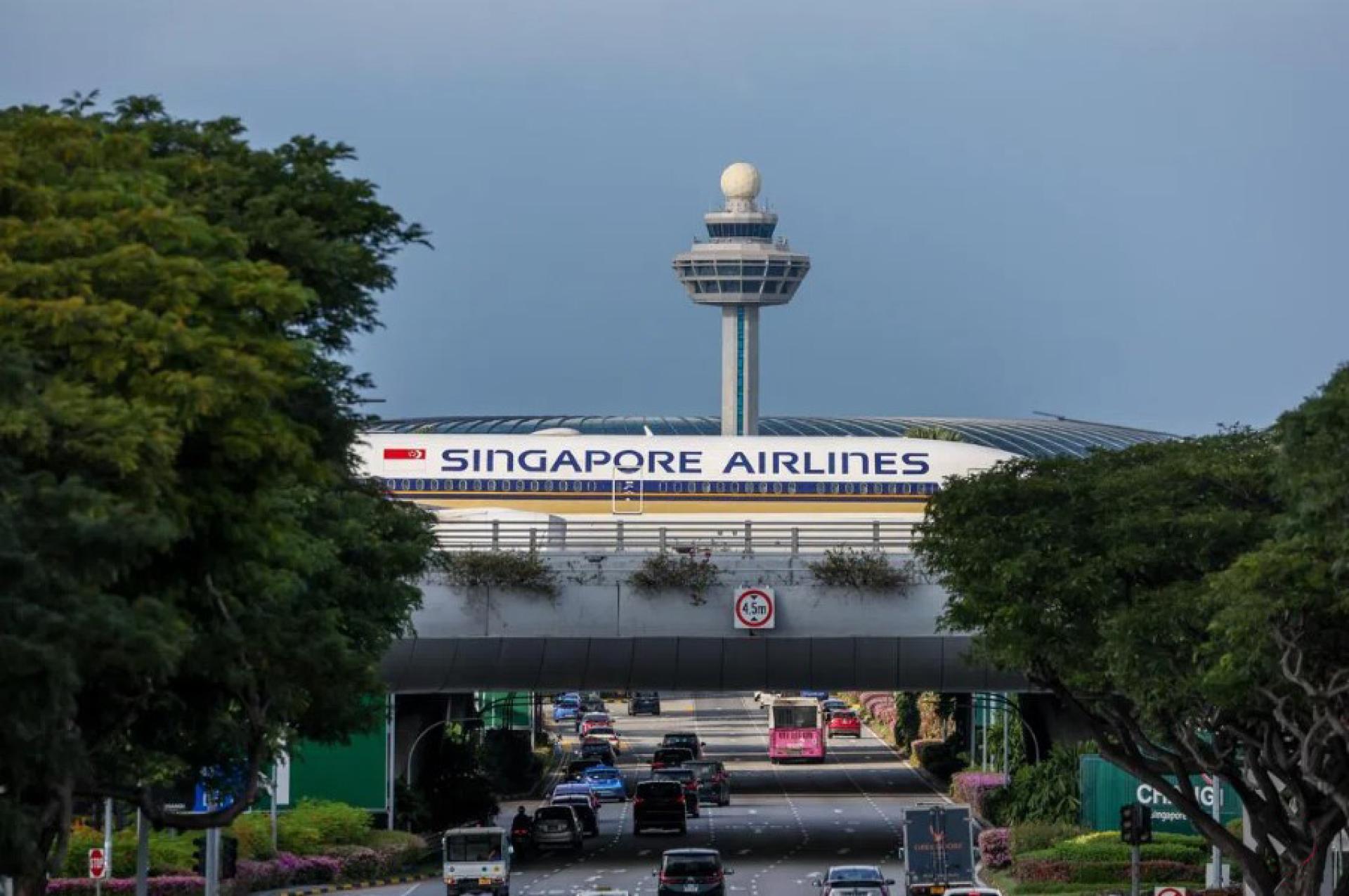 新航星期四（12月25日）在官网发布公告说，受纽约暴风雪天气影响，部分新航航班将被取消。 （档案照片）