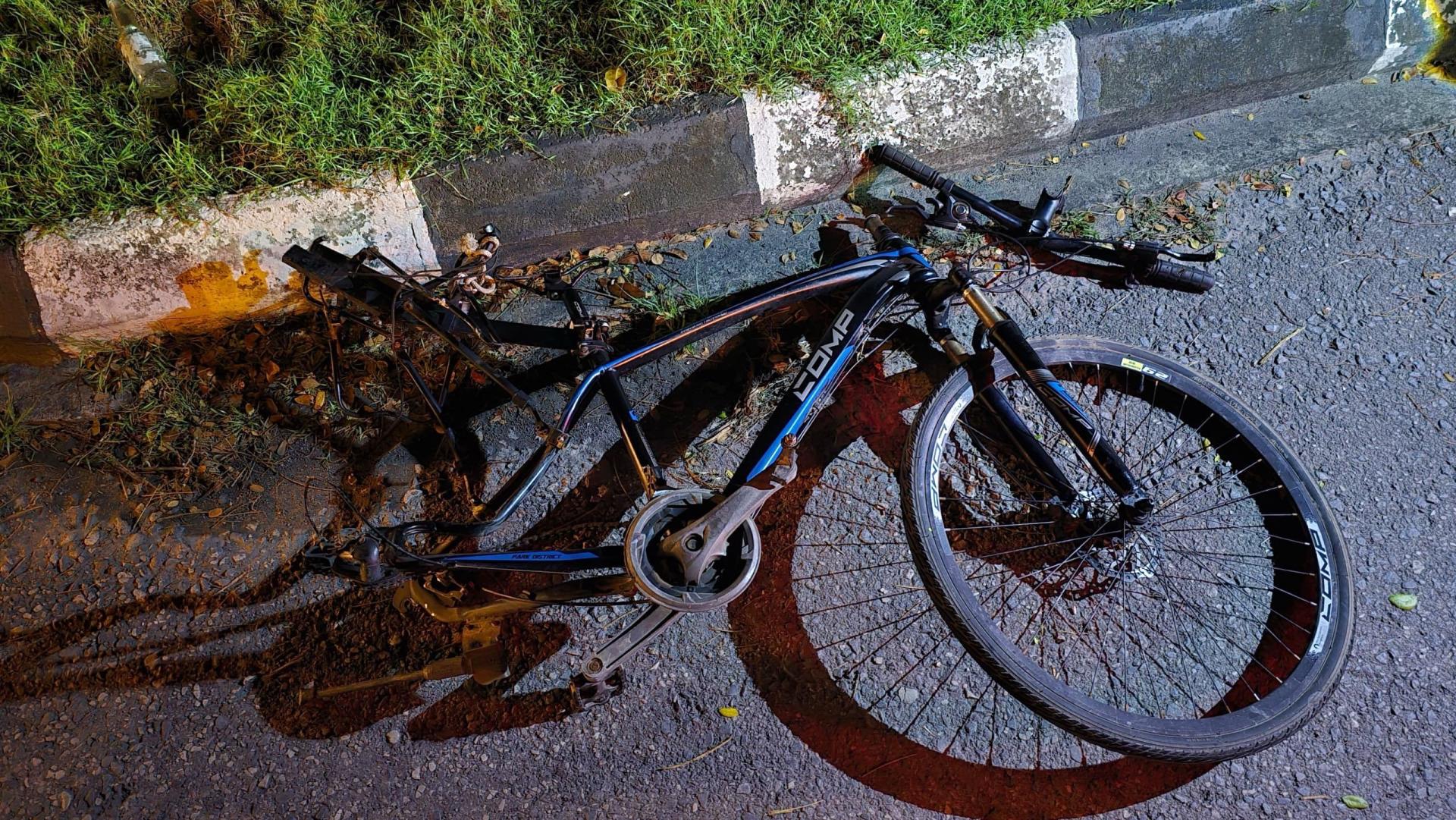 美里埔奕路发生致命车祸 ，脚车骑士当场身亡。