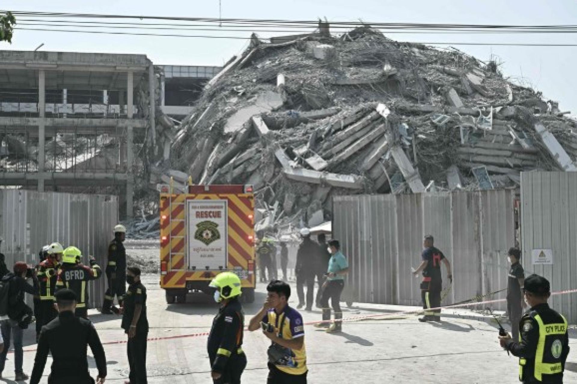 泰国国家审计署新建大楼3月28日倒塌。