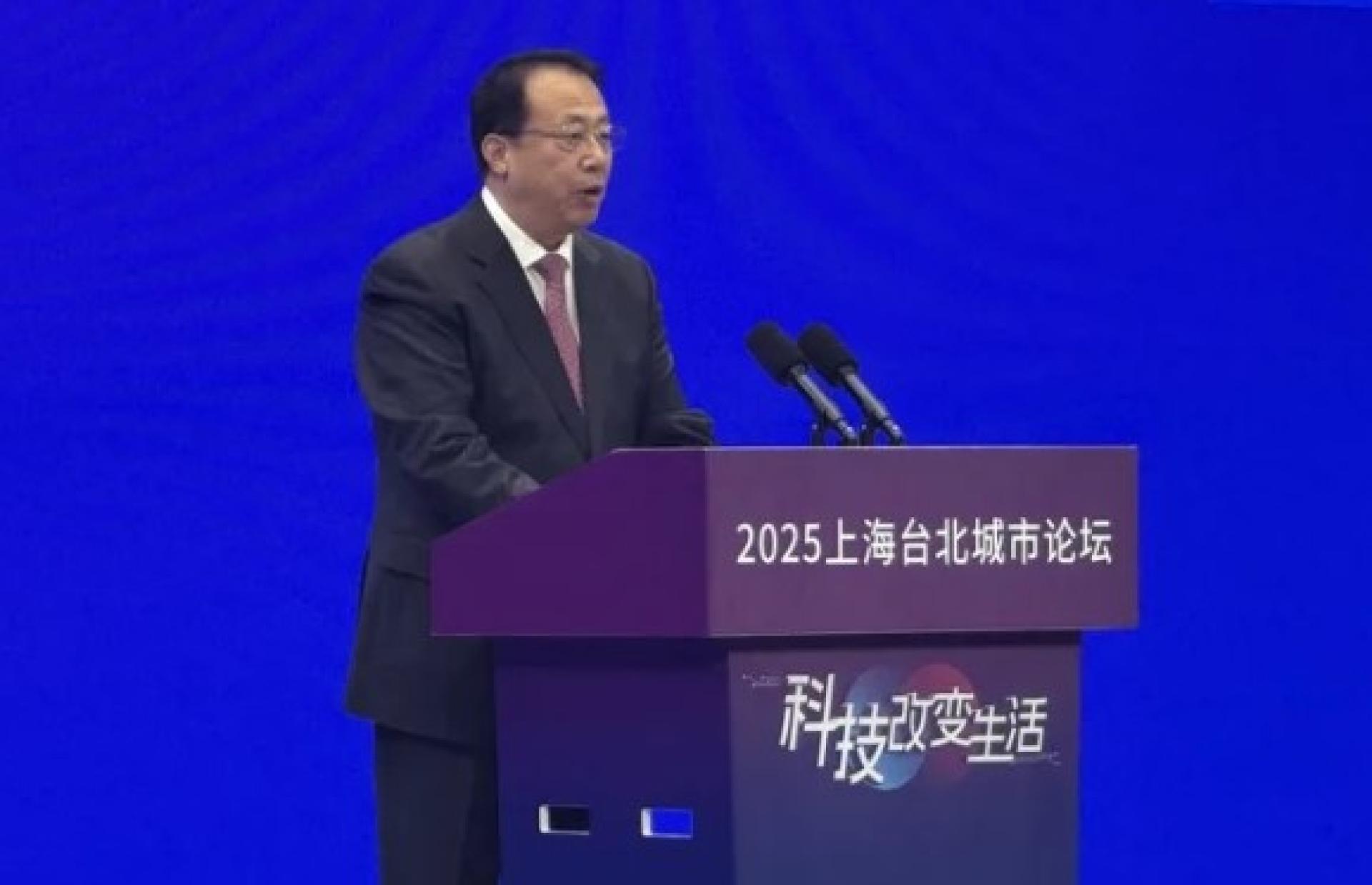 上海市长龚正。