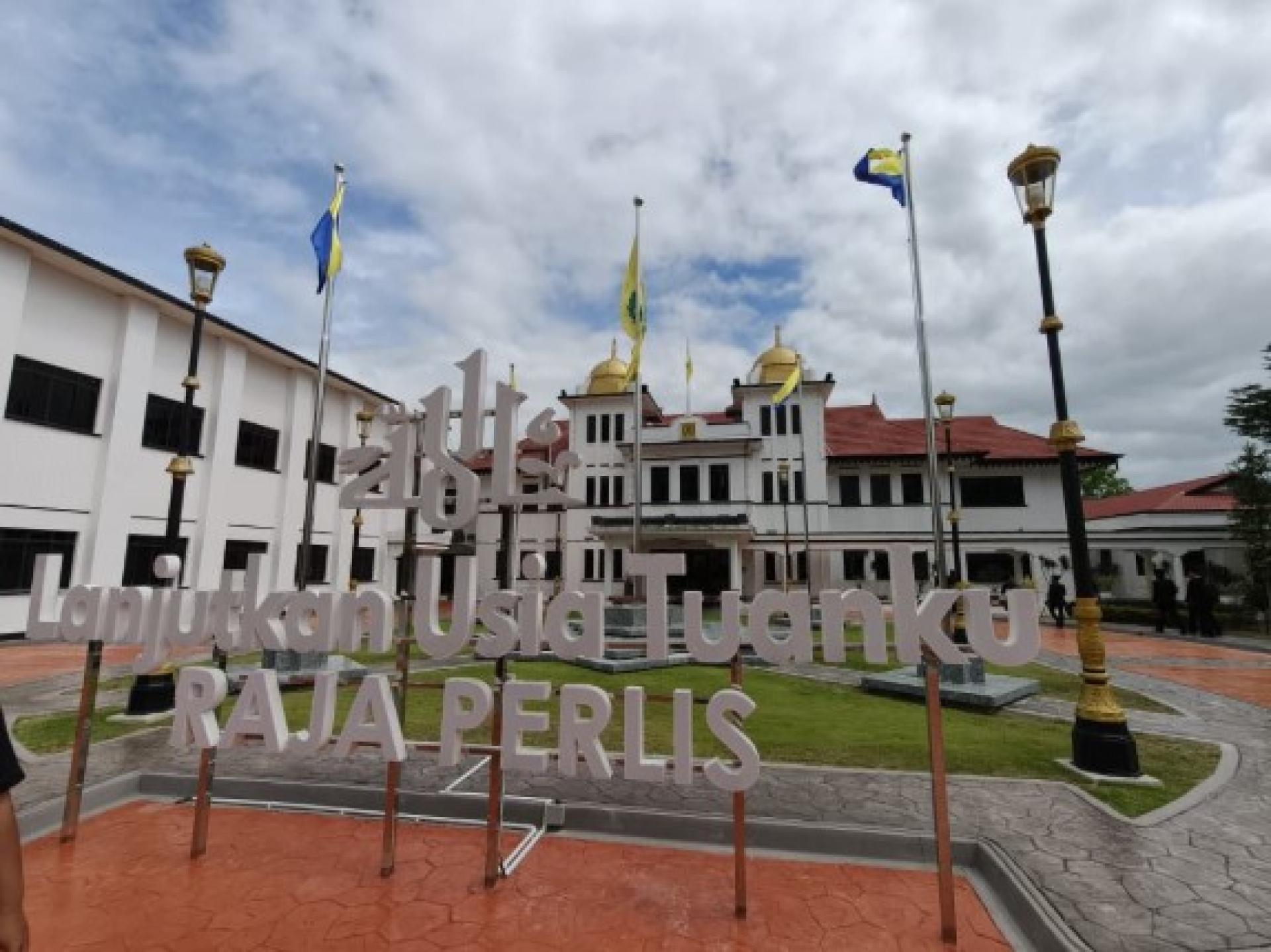 亚娄王宫周日成为全国焦点，准备举行新任大臣的委任及宣誓就职仪式。