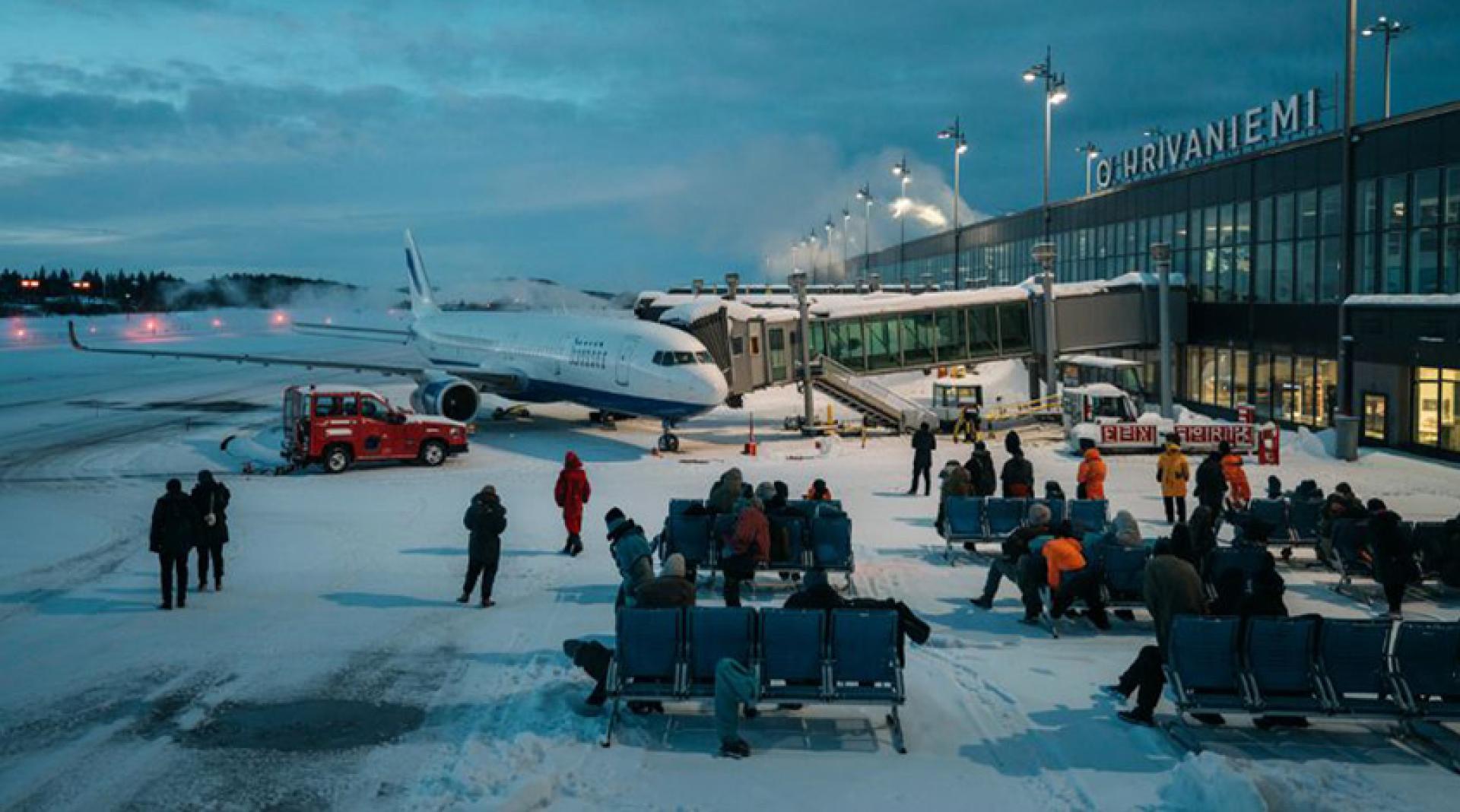 罗瓦涅米机场28日晚间仍陷入混乱。