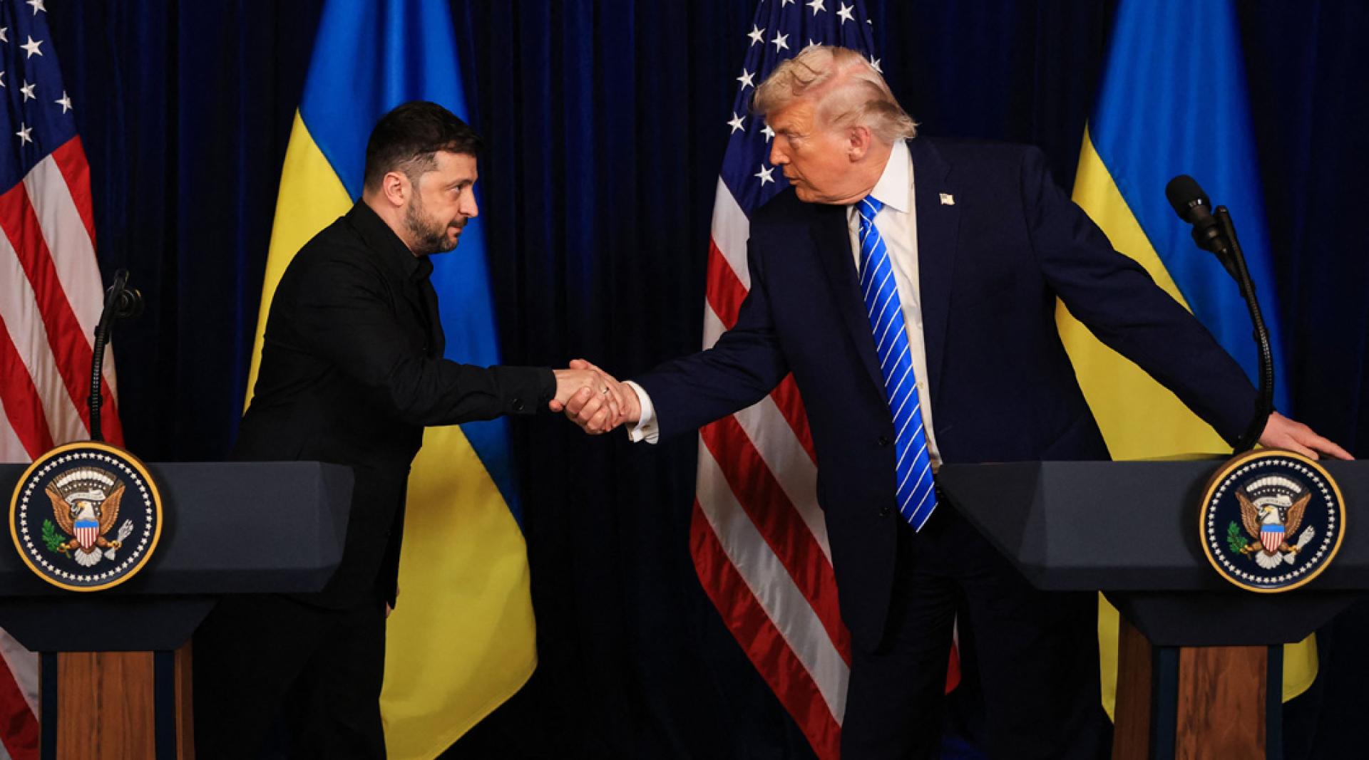 特朗普和泽连斯基在会谈后召开联合新闻发布会。