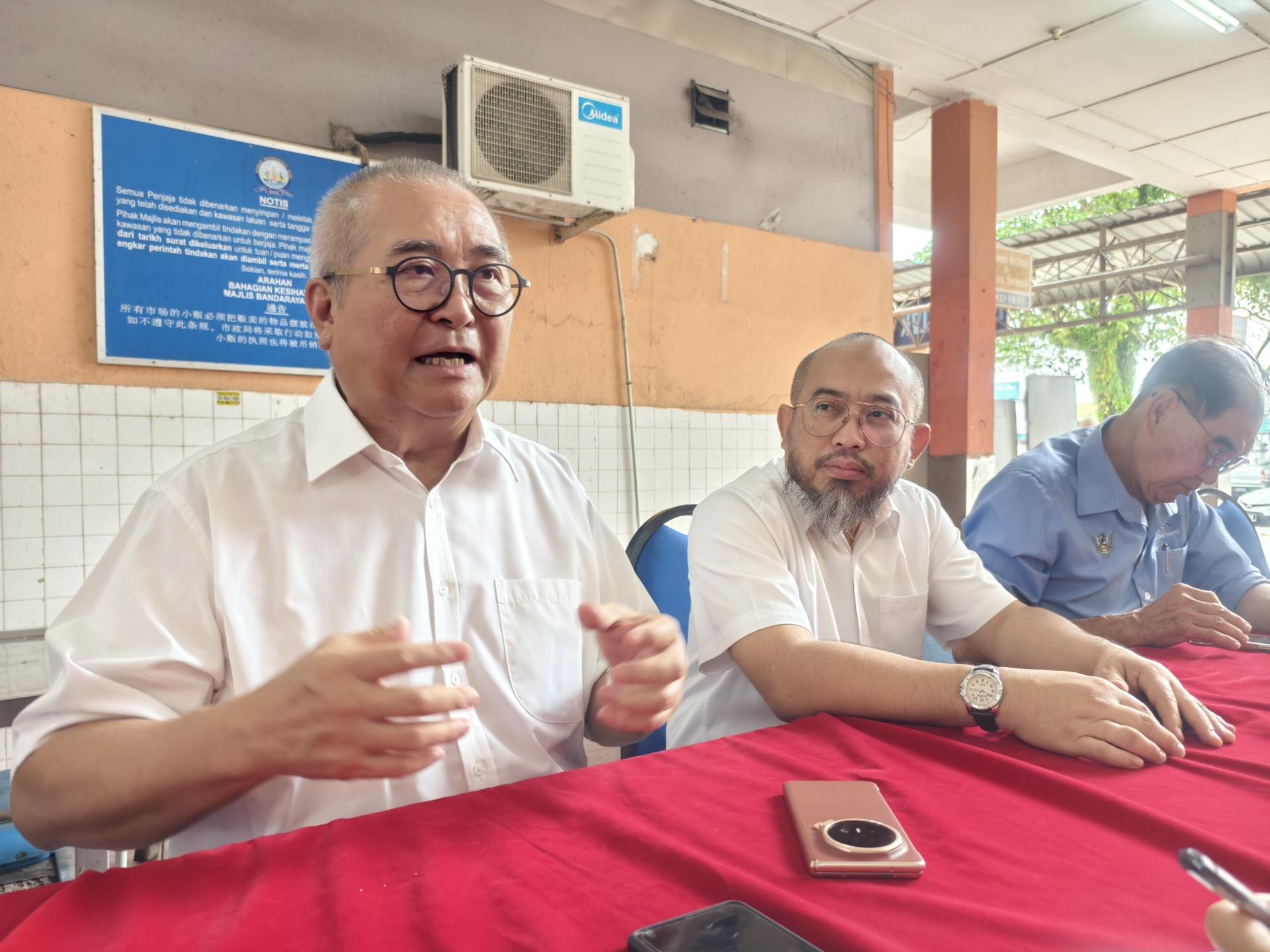 美里市长俞小珊重申市，政局泊车罚单折扣政策，早缴享优惠，拖欠须付全额加罚。