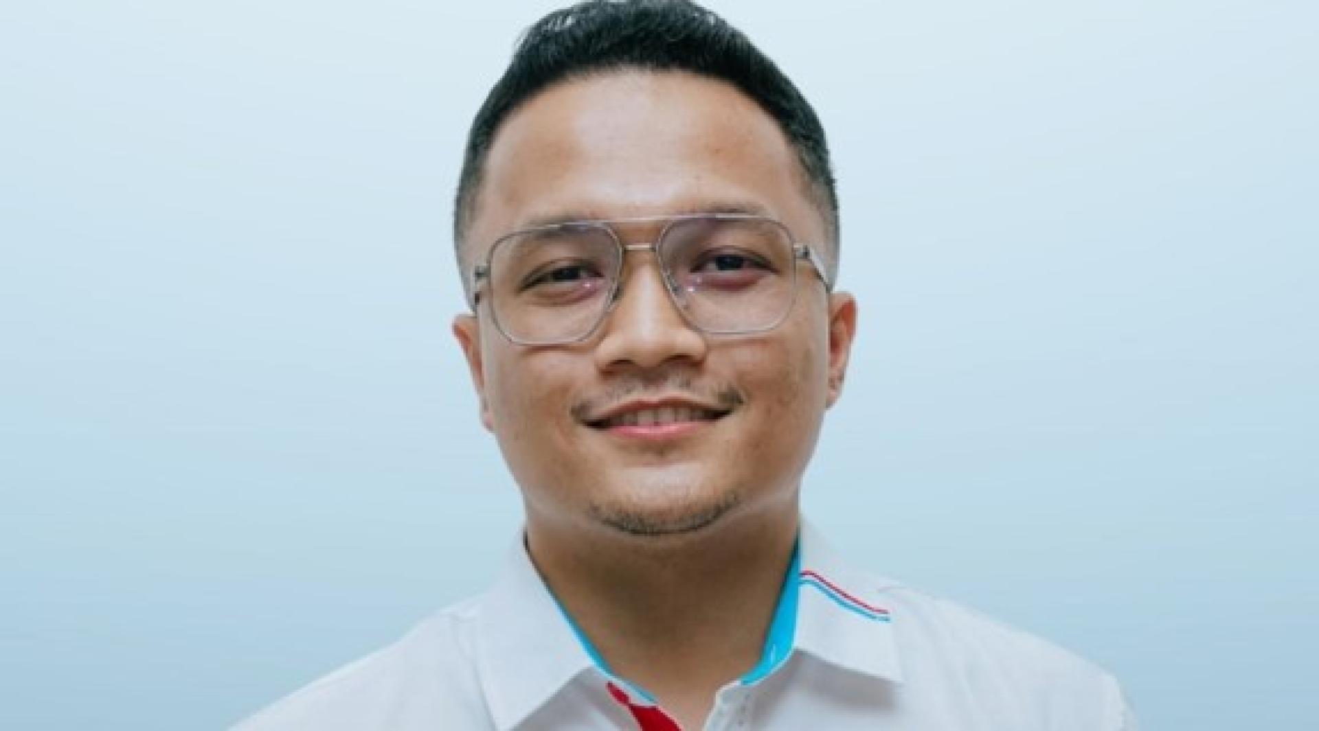 伊曼认为，伊党应当采取更成熟、负责任的抉择，考虑加入“团结政府”。