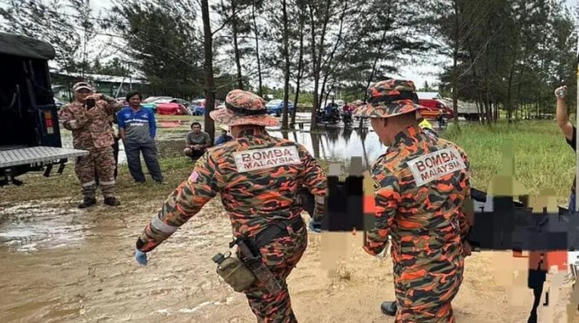 搜救队于2026年1月4日在沐胶将遗体送回。