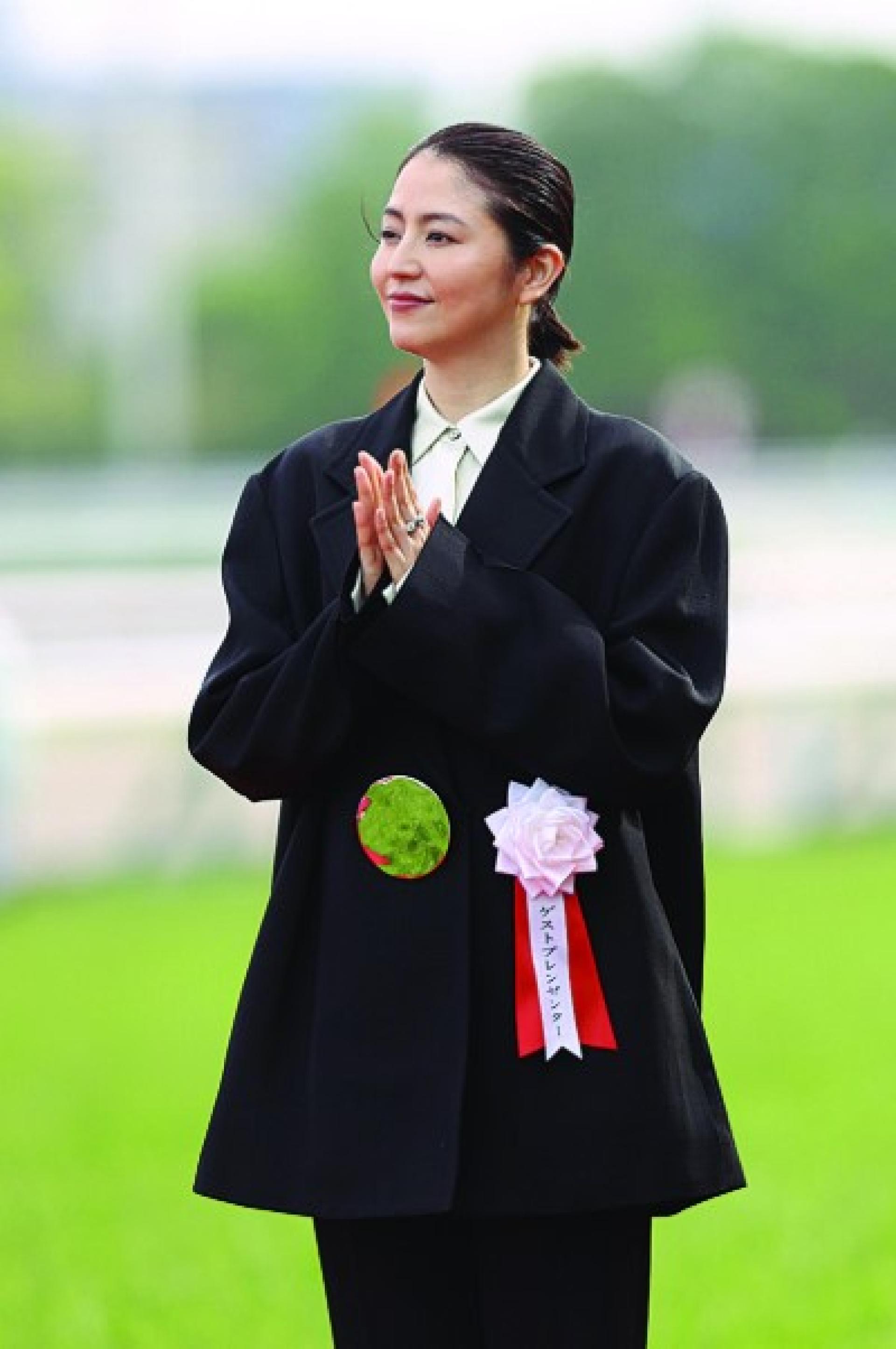 长泽雅美刚宣布结婚就压力爆棚。