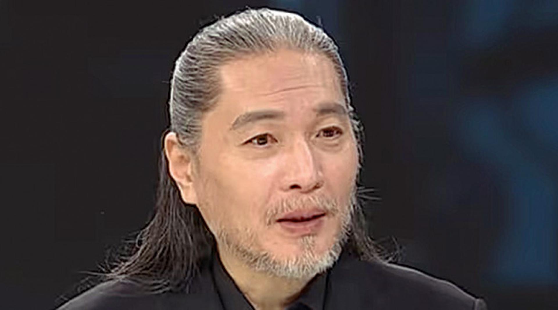 任宰范宣布引退，结束40年歌唱生涯。